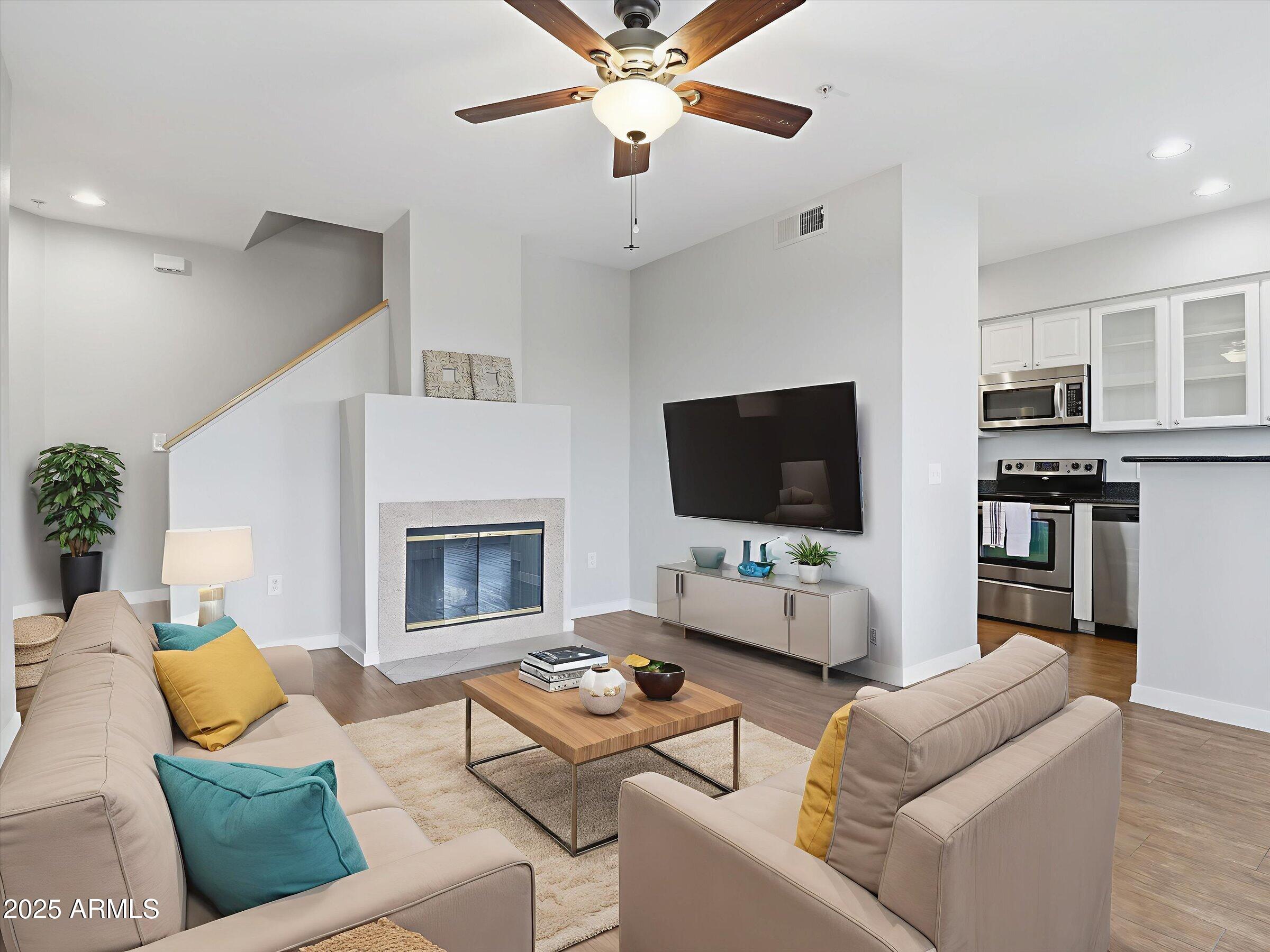 3633 N 3RD Avenue 2084