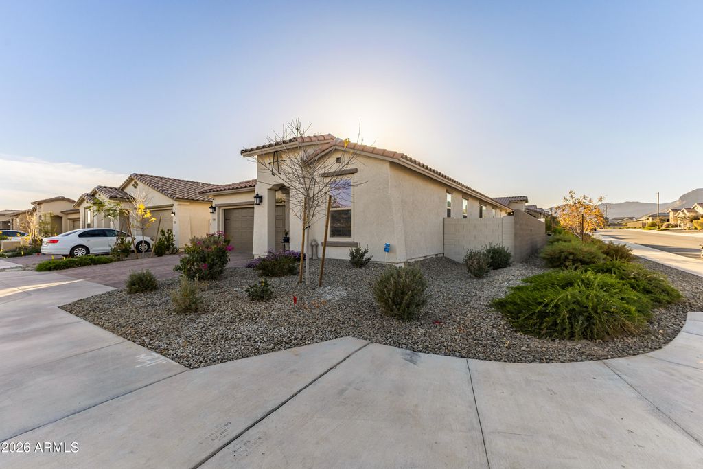 Photo of 5748 N 194th Avenue, Litchfield Park, AZ 85340 (MLS # 6977369)