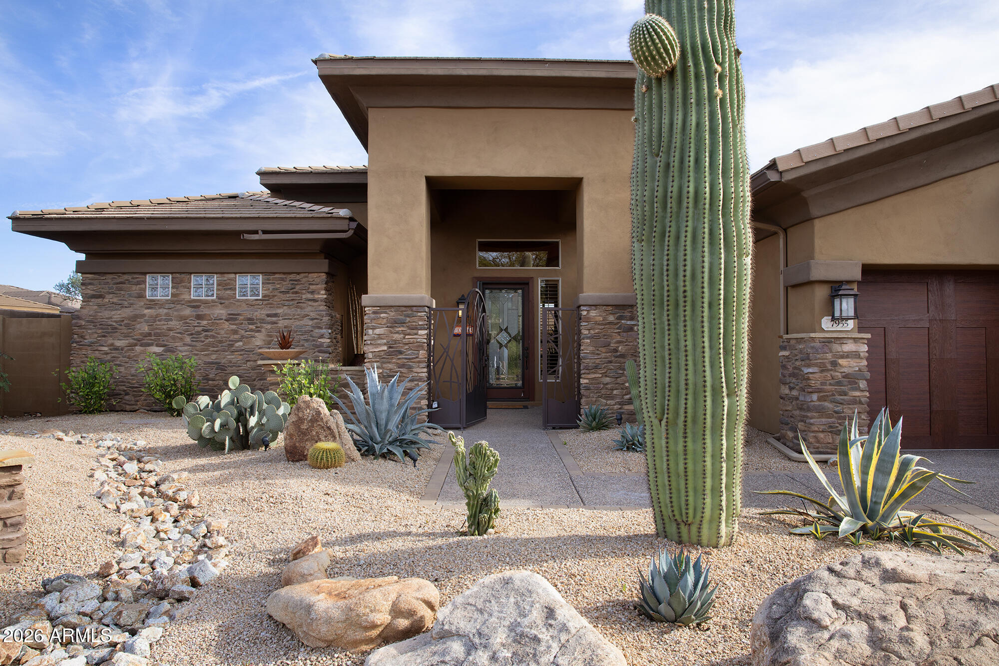 7955 E ROSE GARDEN Lane