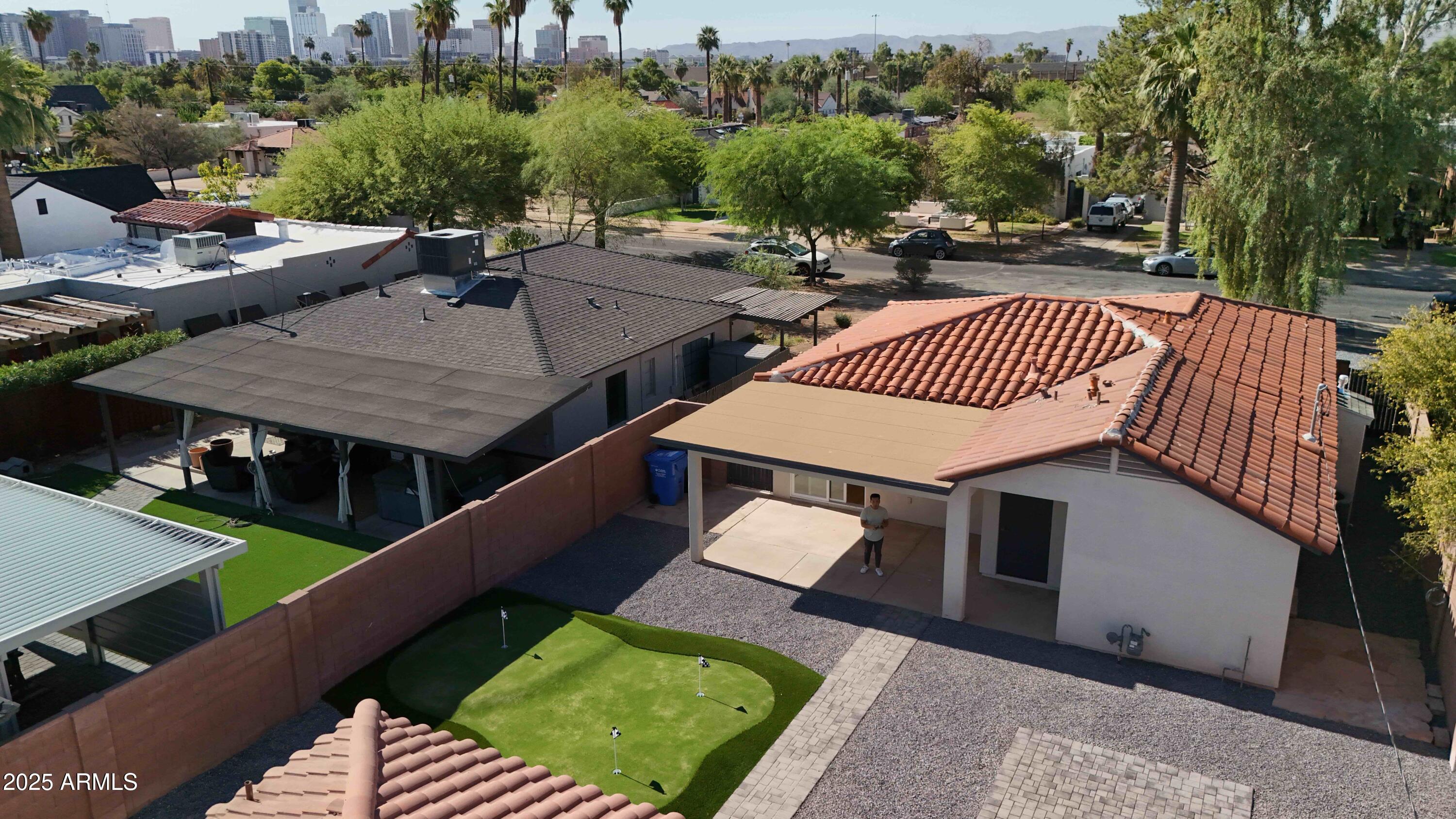 1514 W LYNWOOD Street