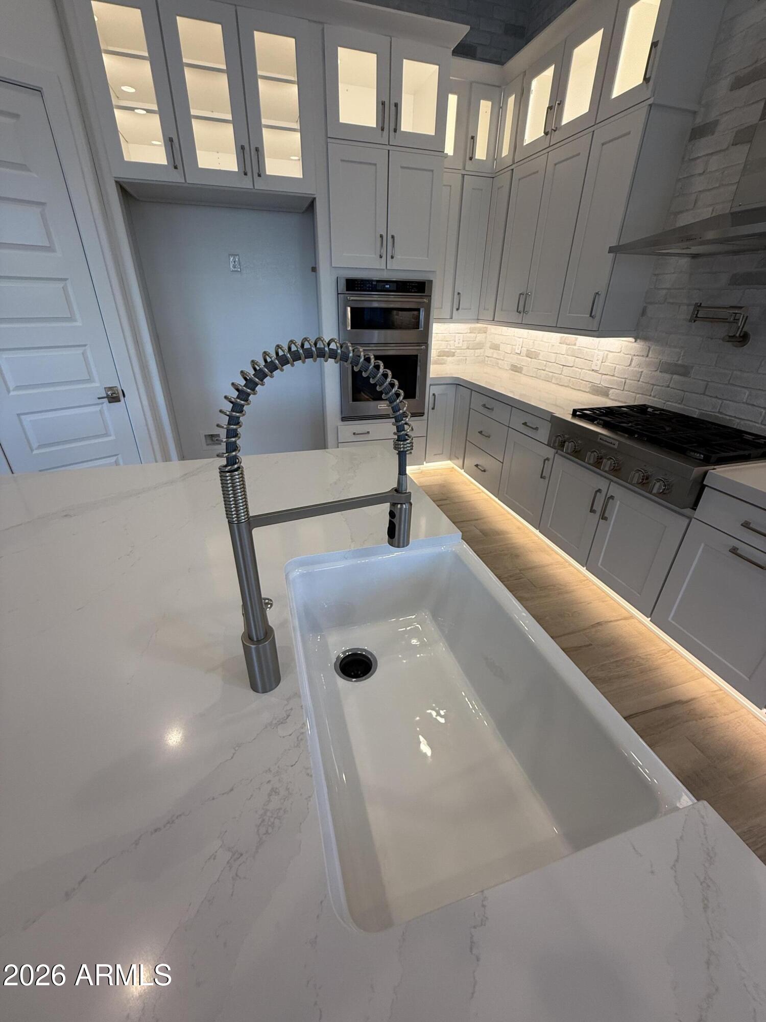 1182 E FIRESTONE Drive