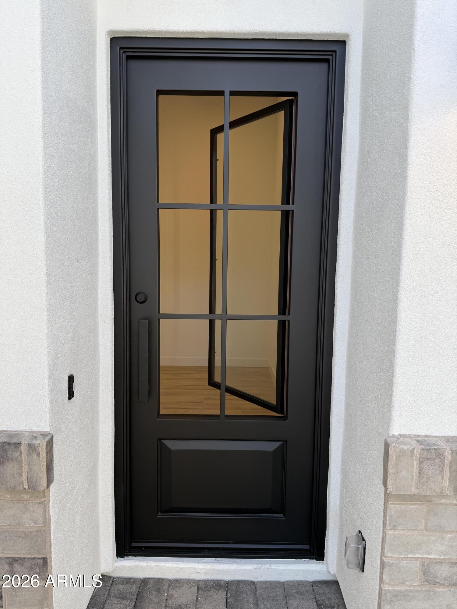 1182 E FIRESTONE Drive