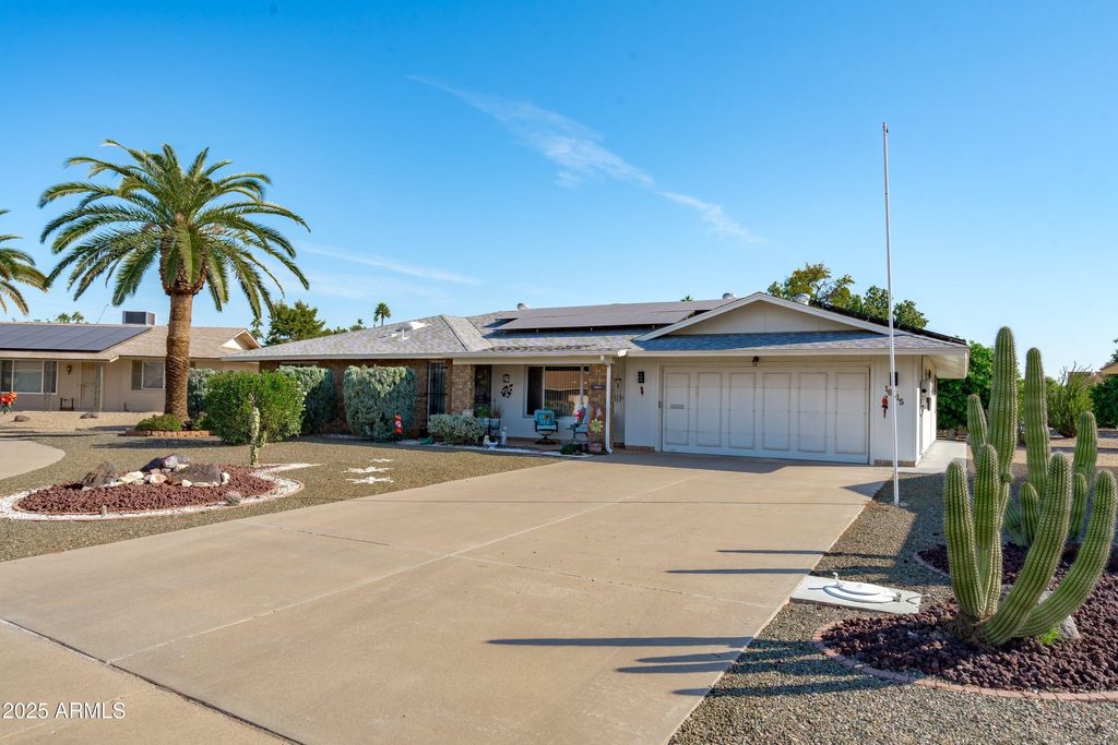 Photo of 18415 N 97th Drive, Sun City, AZ 85373 (MLS # 6947835)