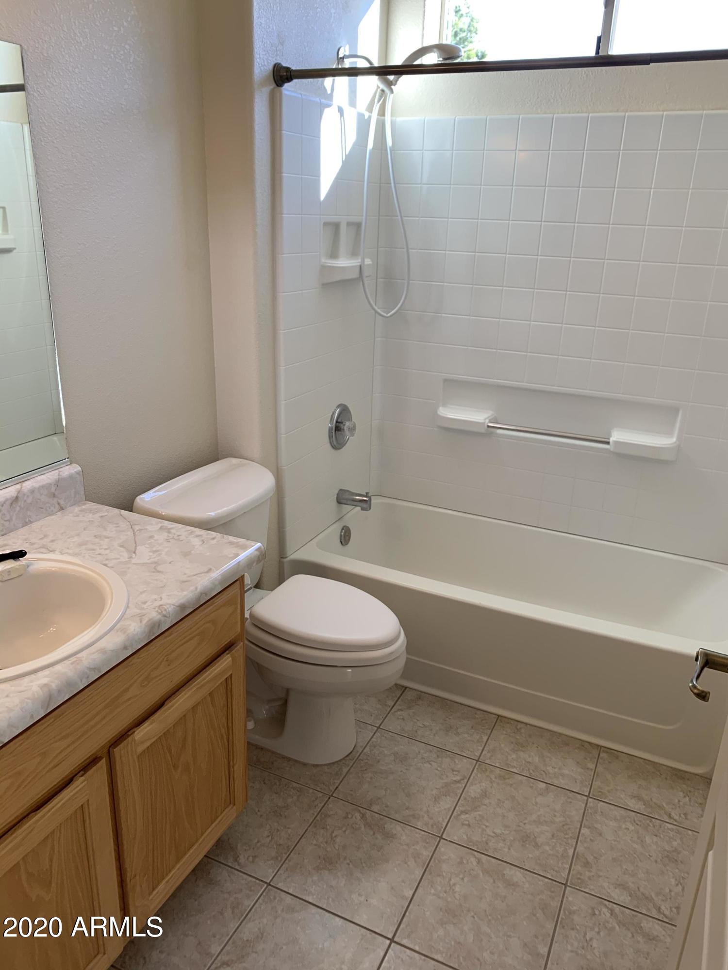 WINTERHAVEN COUNTRY CLUB ESTATES PHASE 2E - Residential Lease