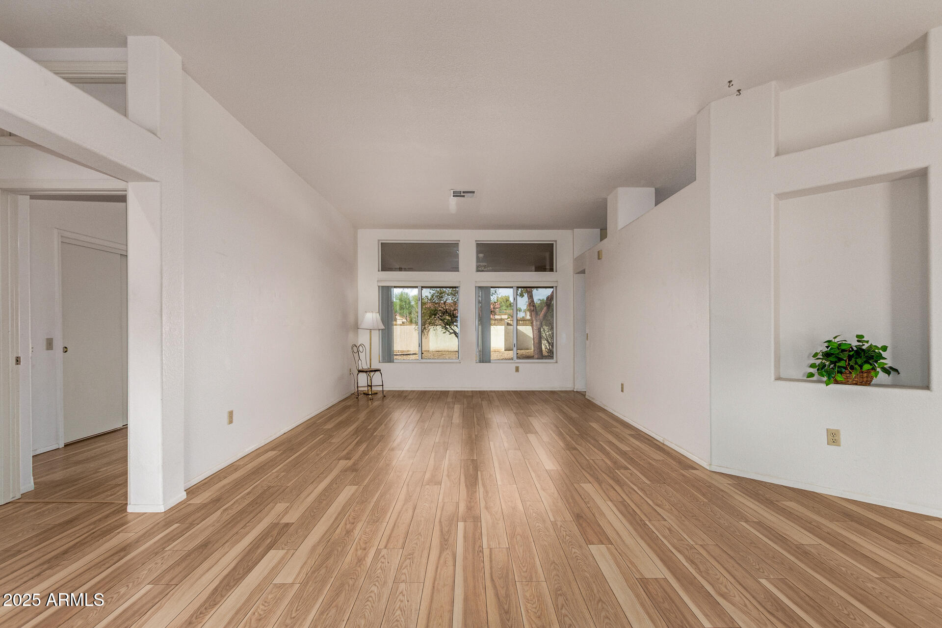 15024 W YOSEMITE Drive