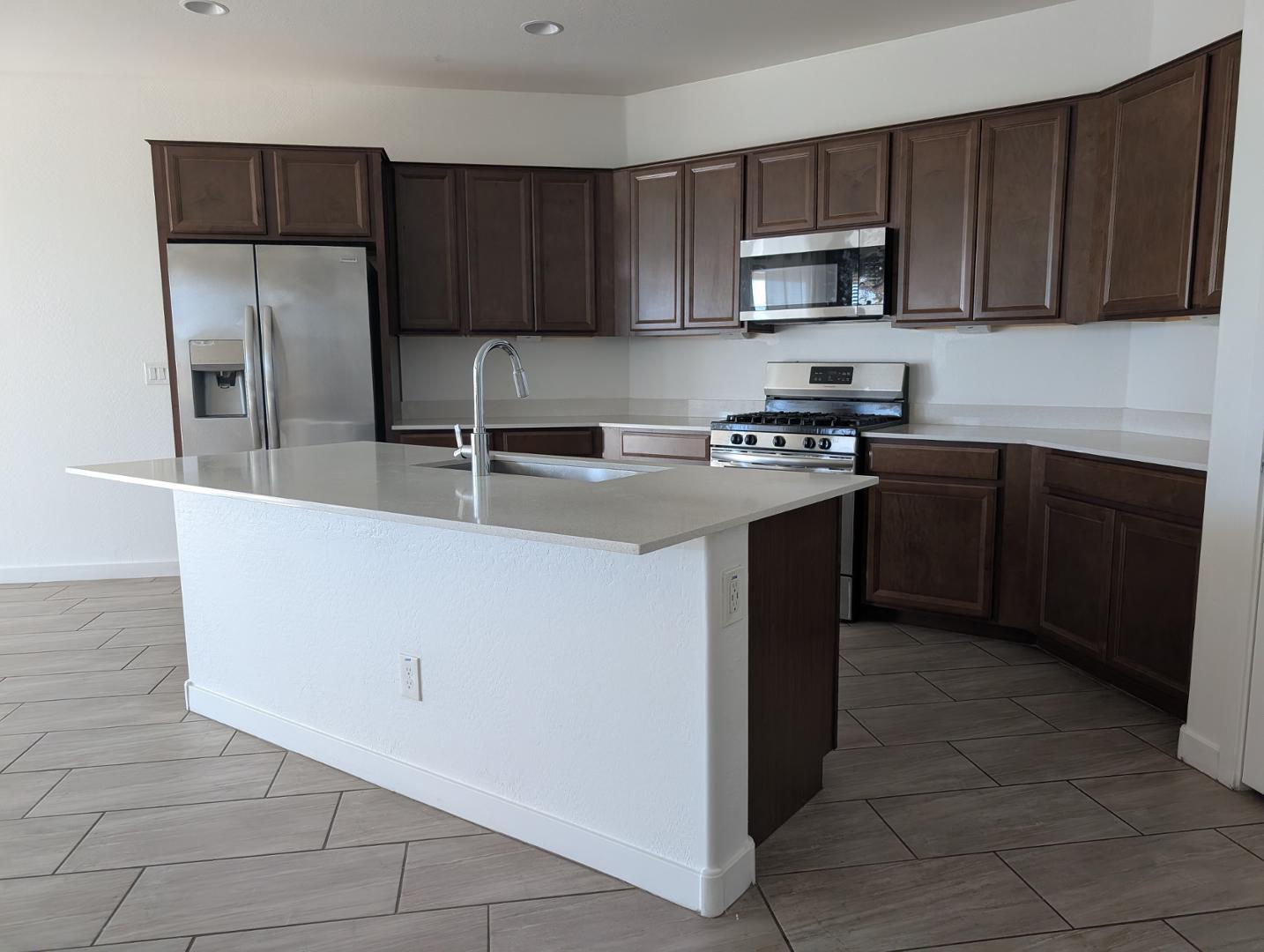 19663 W Badgett Lane