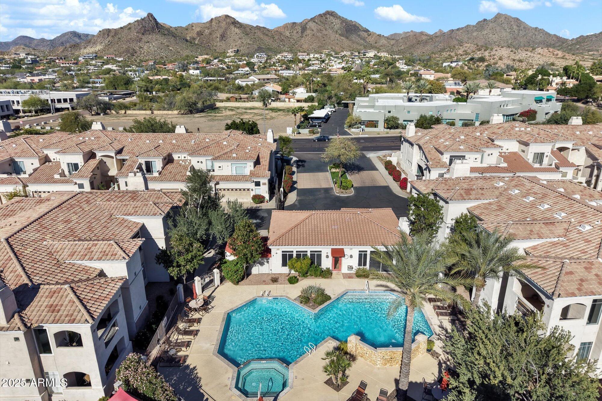 1747 E NORTHERN Avenue 235