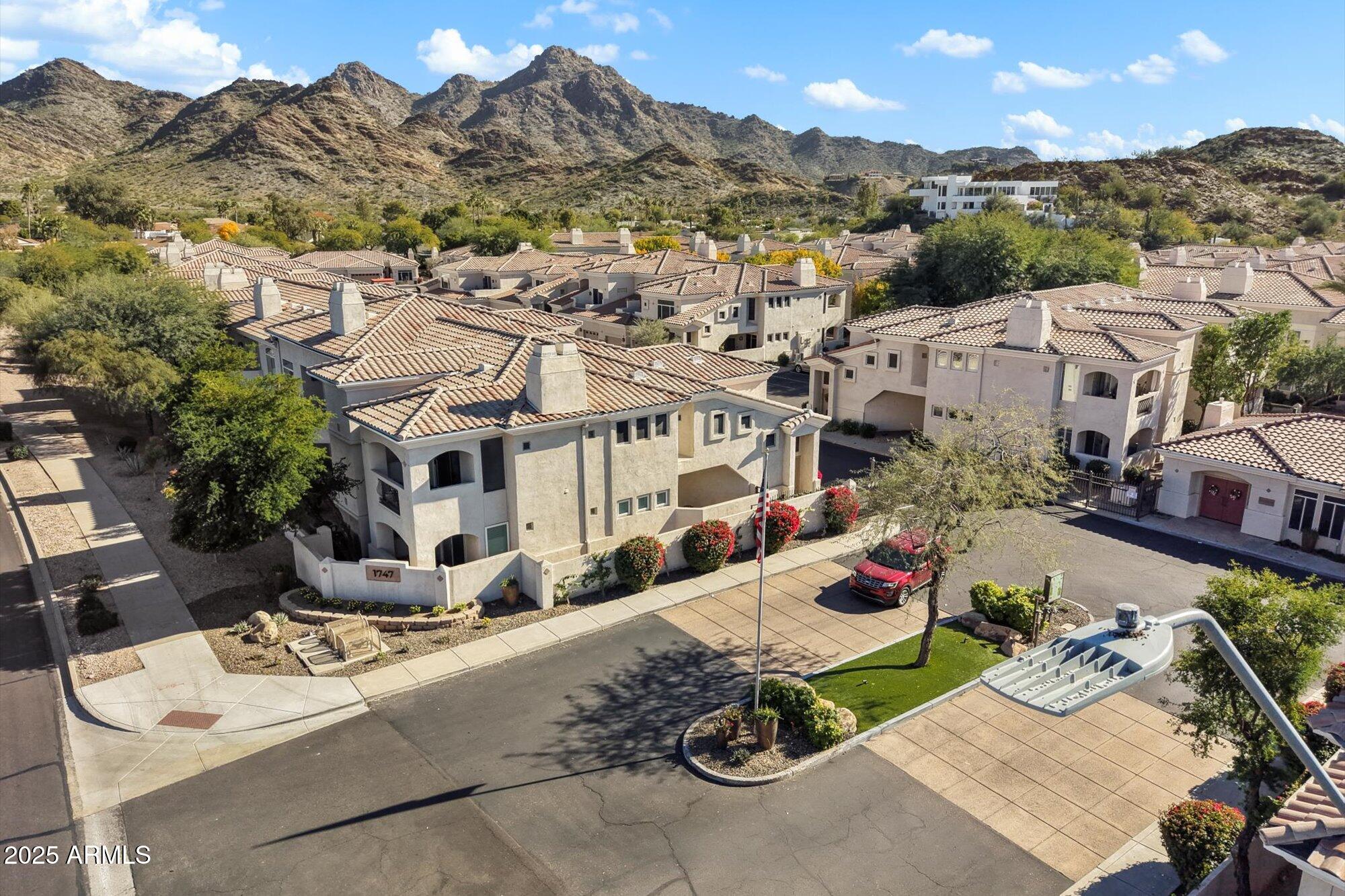 1747 E NORTHERN Avenue 235