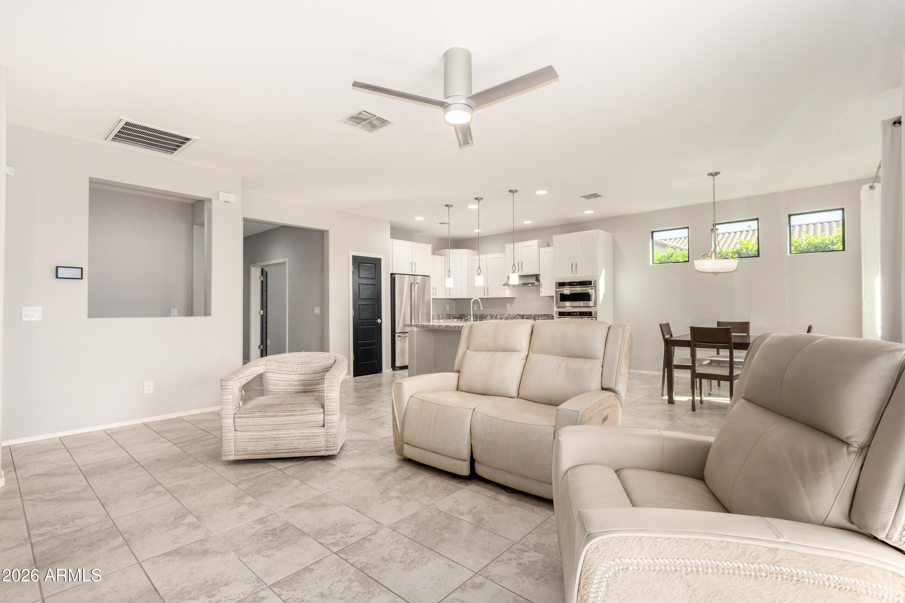 41609 W SUMMER WIND Way