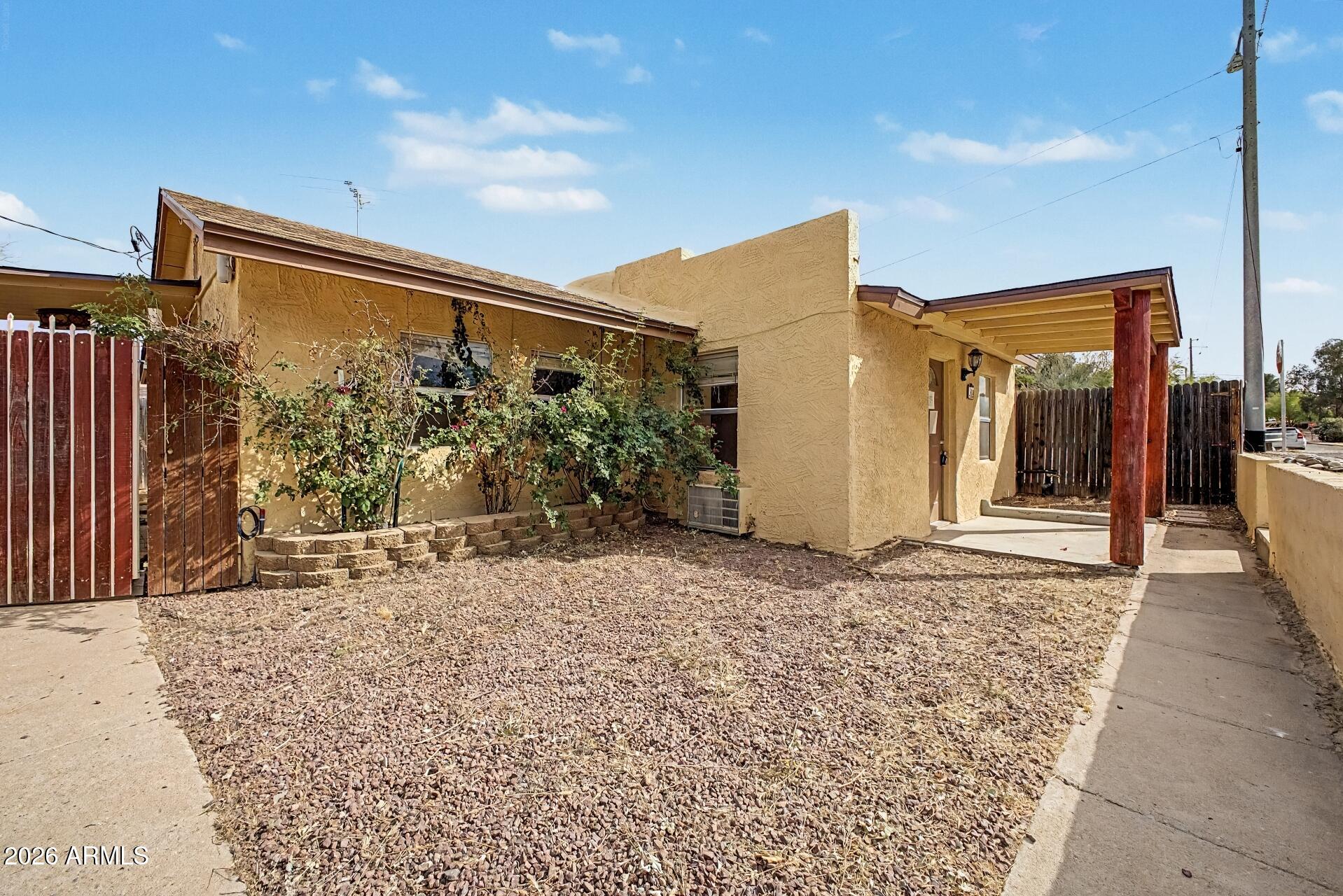 389 W NAVAJO Street