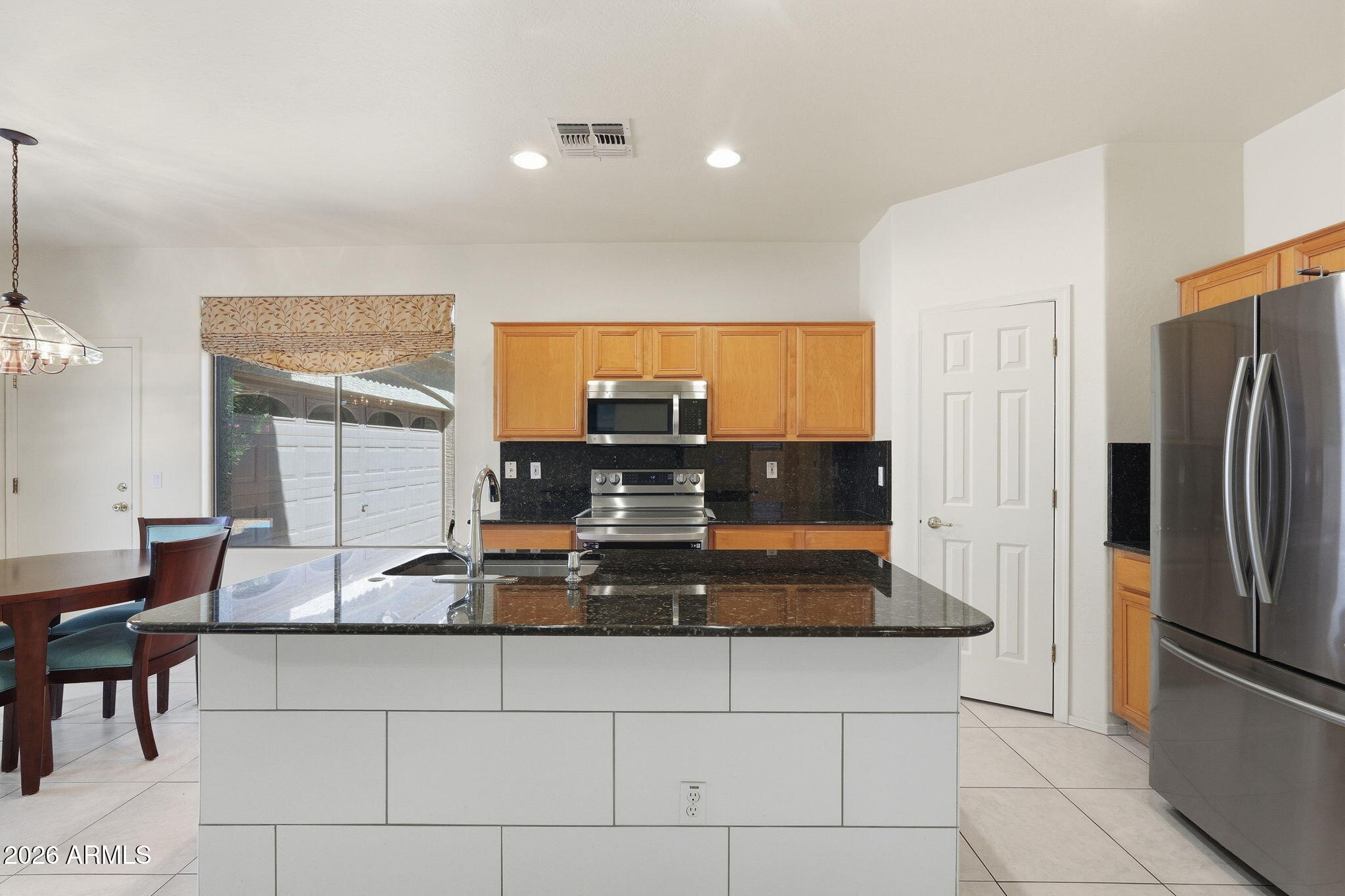 7304 E NORTHRIDGE Circle