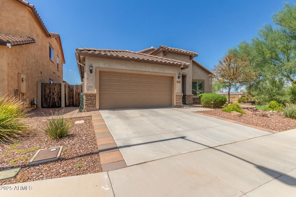 Photo of 25208 N 108th Lane, Peoria, AZ 85383 (MLS # 6917863)