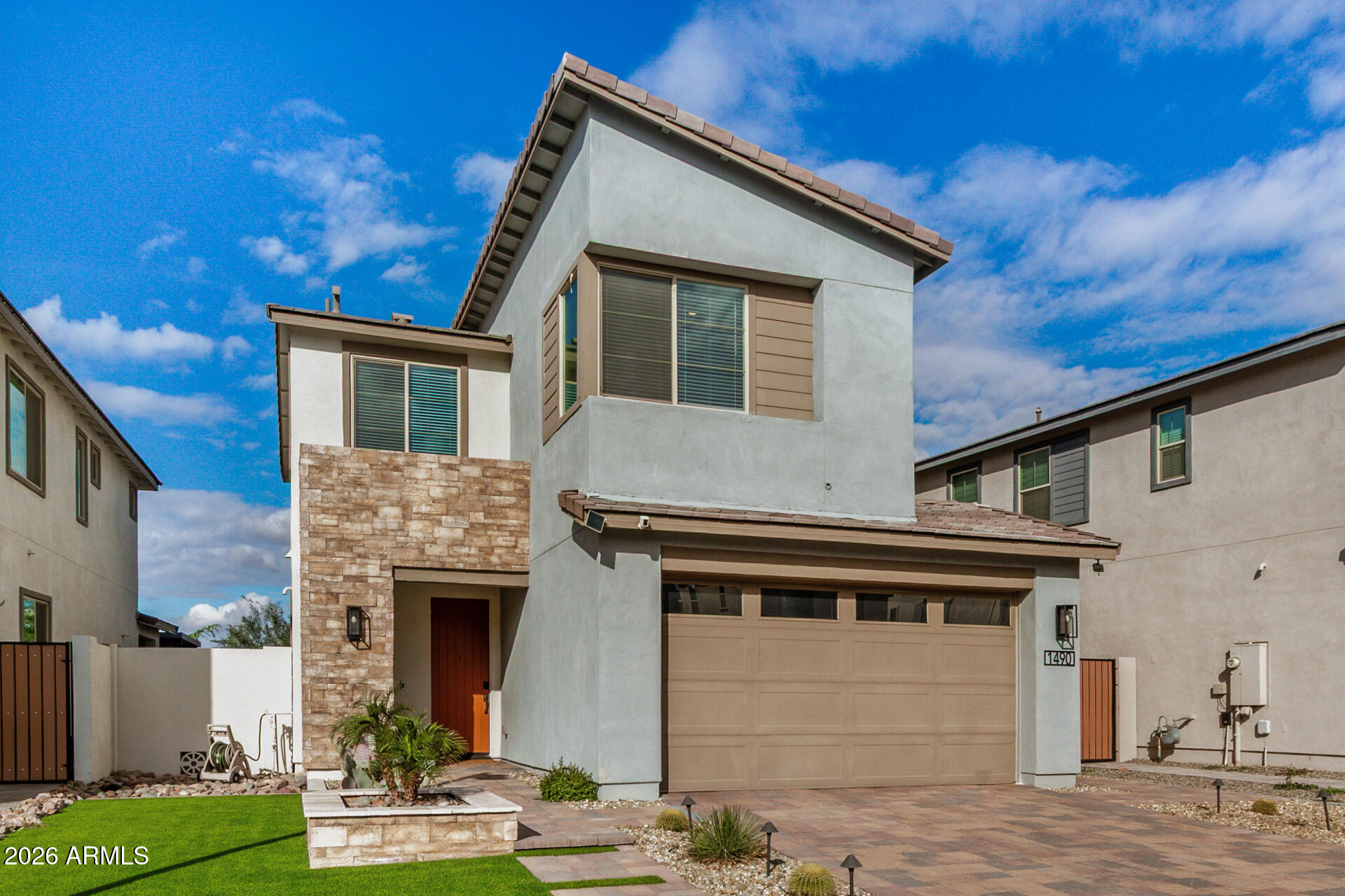 1490 E BLUE SPRUCE Lane