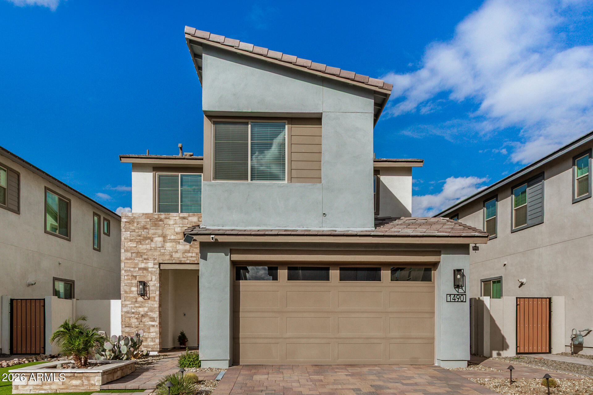 1490 E BLUE SPRUCE Lane