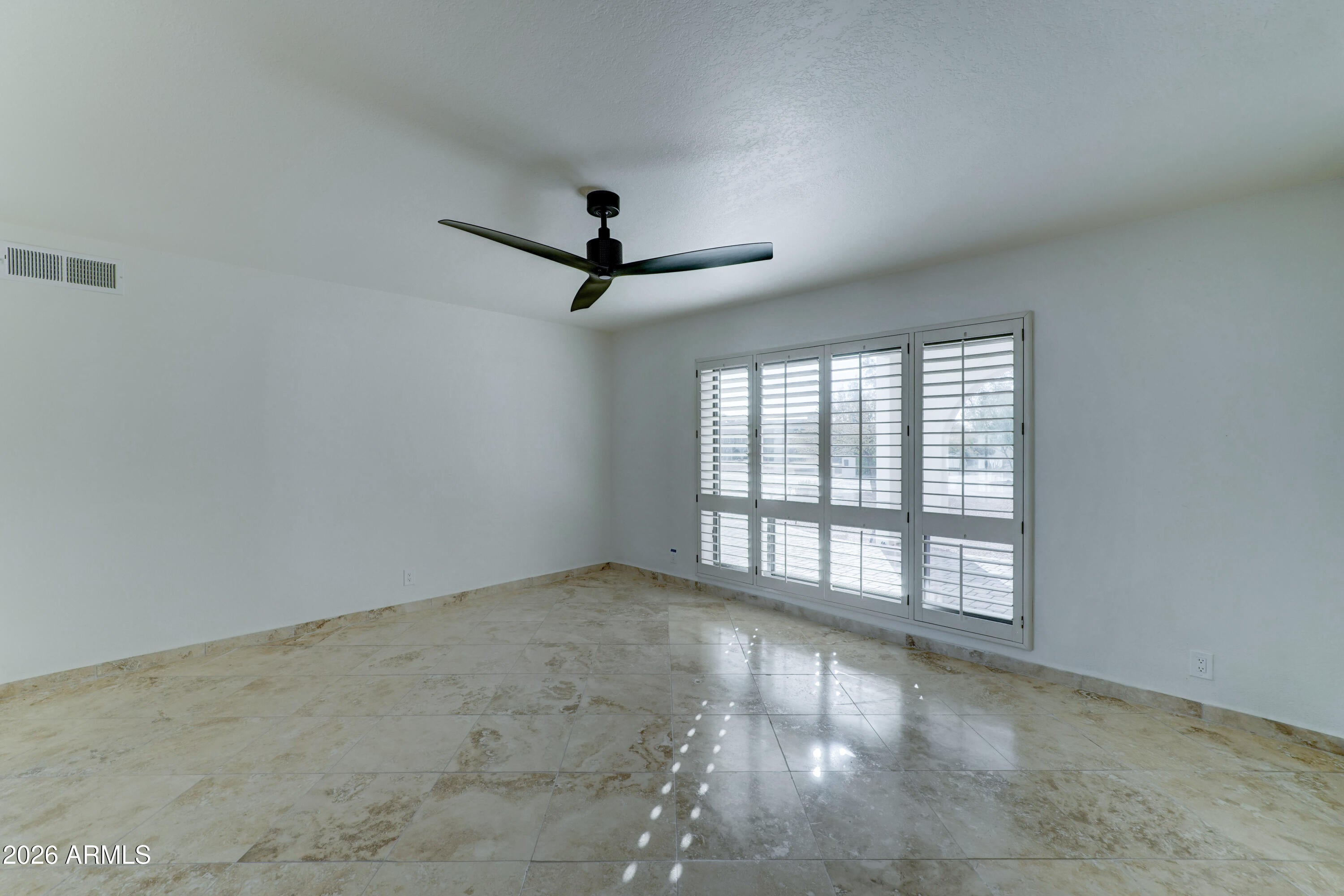 Paradise Valley, Arizona, 85253, United States, 4 Bedrooms Bedrooms, ,3 BathroomsBathrooms,Residential,Active,2025979