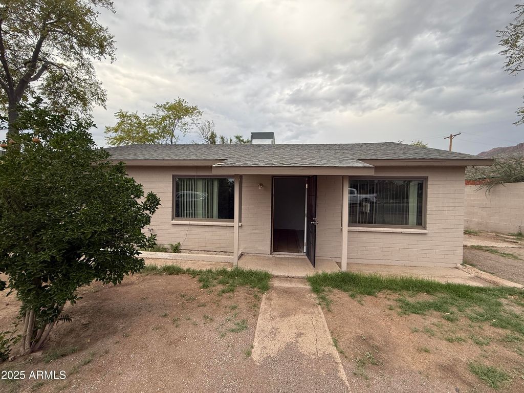 Photo of 113 W Palo Verde Drive, Superior, AZ 85173 (MLS # 6935477)
