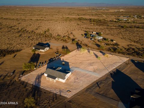 A home in Tonopah