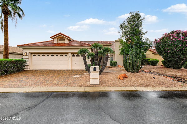 11013 E TWILIGHT CT, SUN LAKES, AZ 85248 - Image 417e2e2f4e732939ae9bd32594b306a1/3697180064