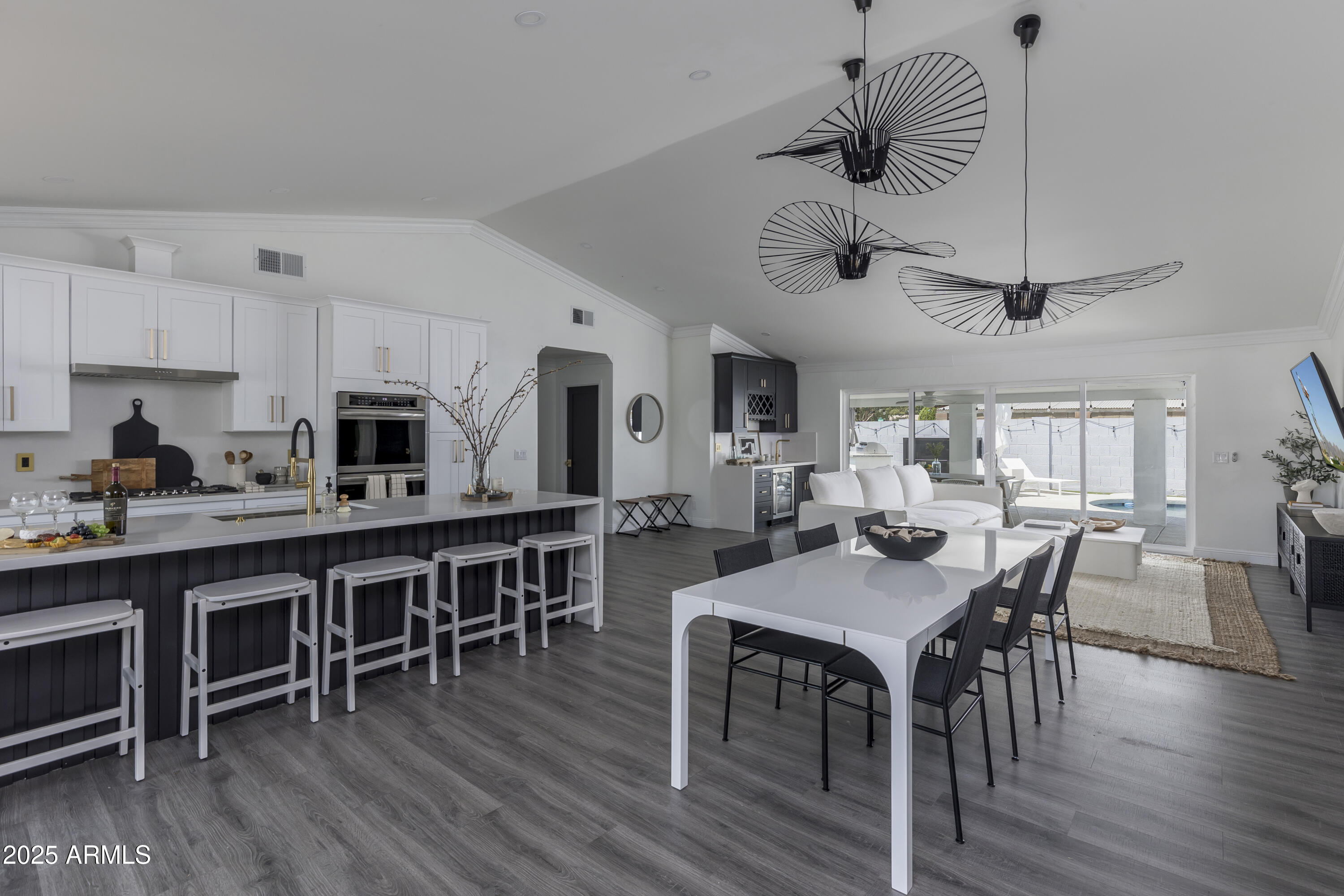 8702 E CLARENDON Avenue