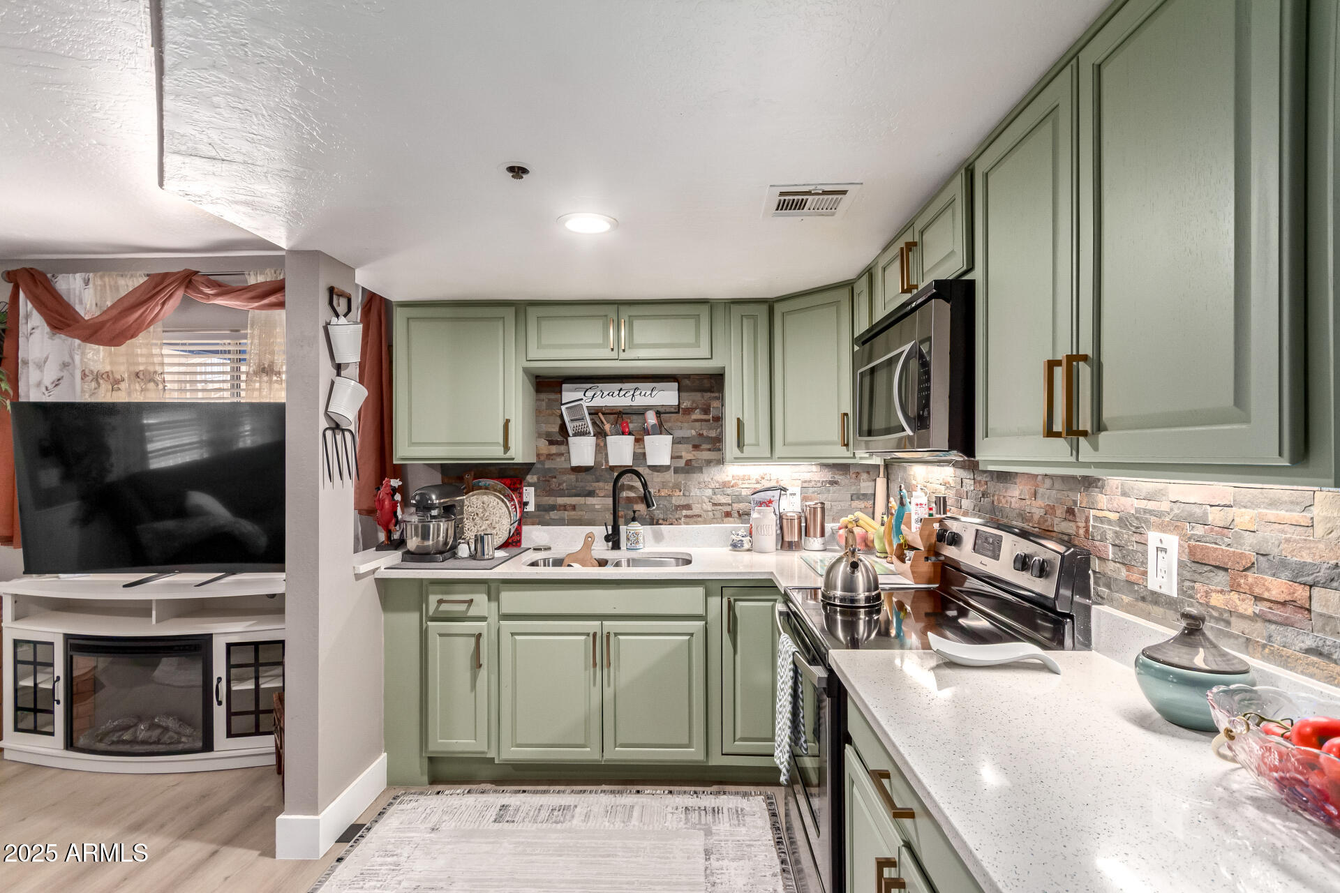 SPRINGS CONDOMINIUM - Residential