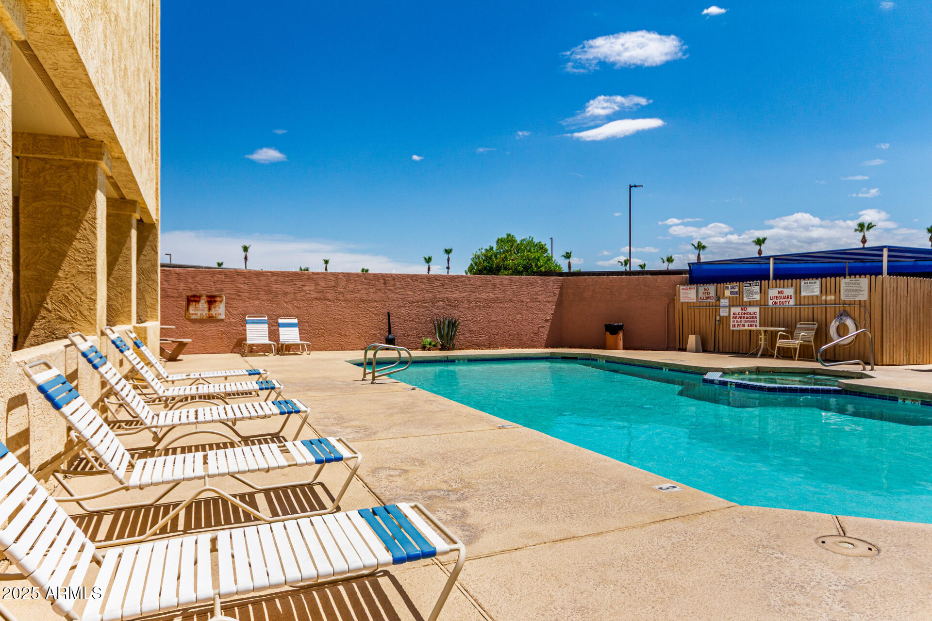 SPRINGS CONDOMINIUM - Residential