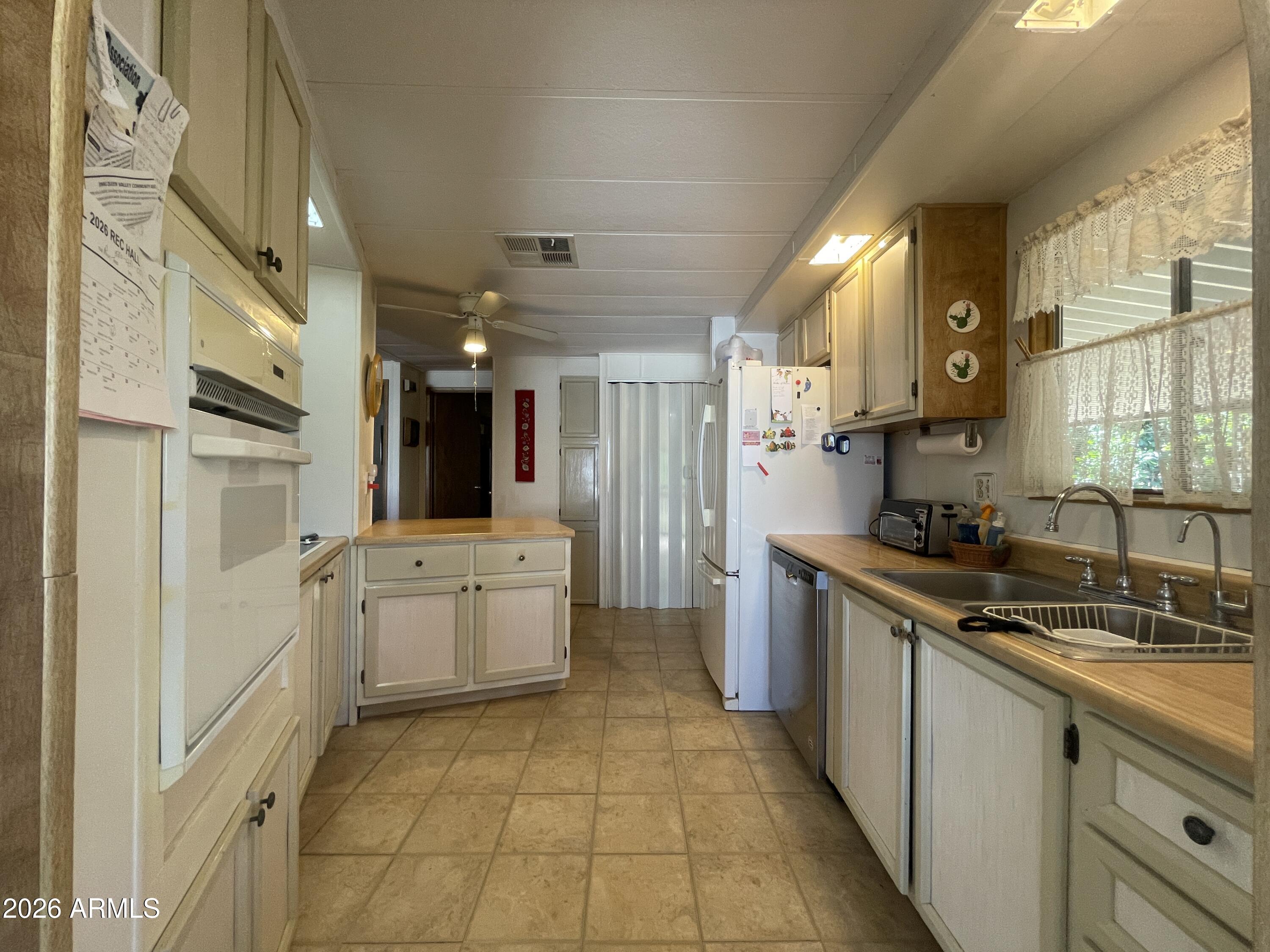 QUEEN VALLEY ESTATES UNIT THREE - Residential