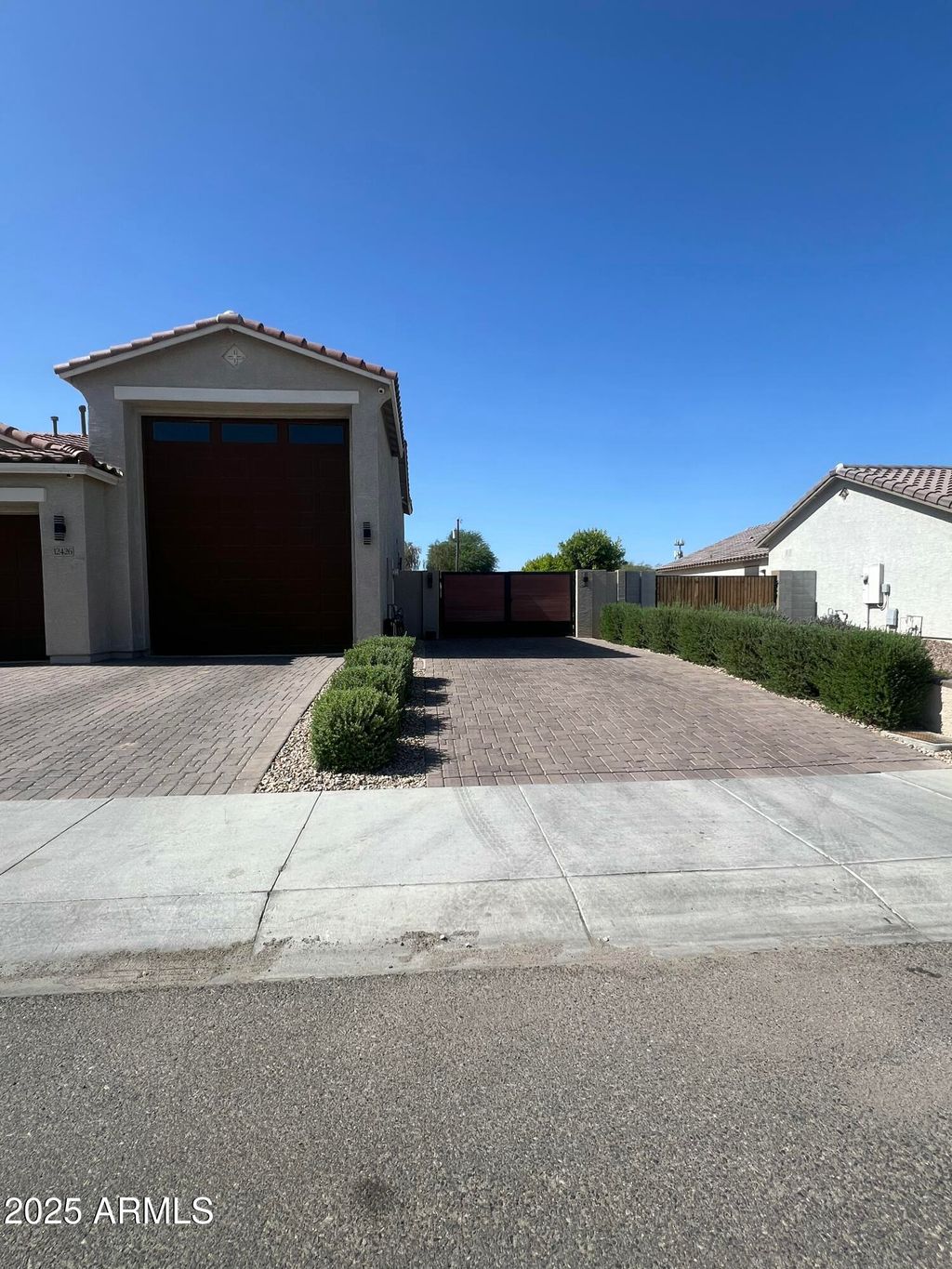 Photo of 12426 W Stella Lane, Litchfield Park, AZ 85340 (MLS # 6882340)