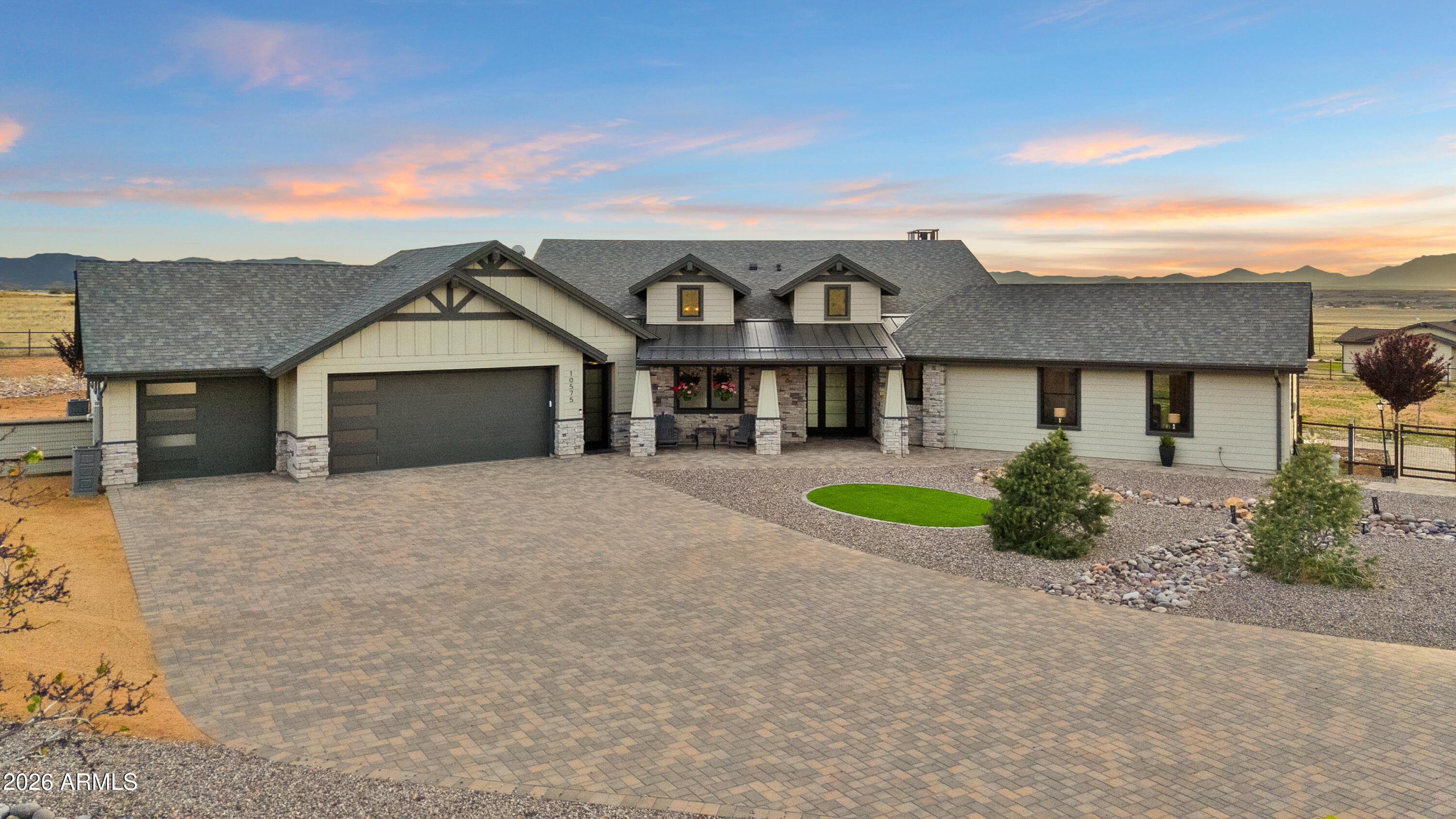 10575 E Desert Winds Way