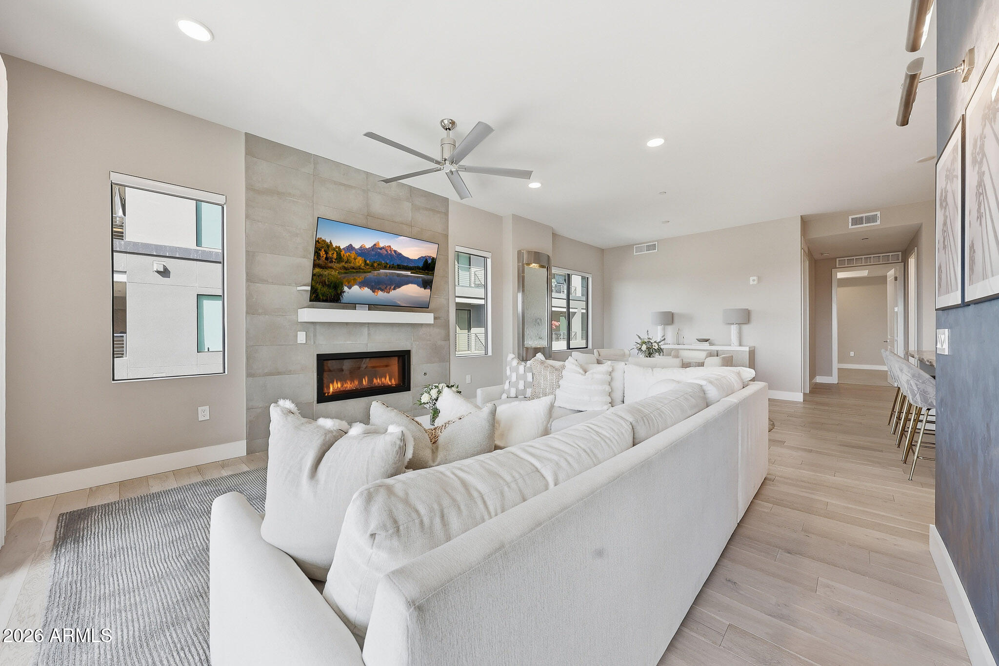 5250 E DEER VALLEY Drive 258