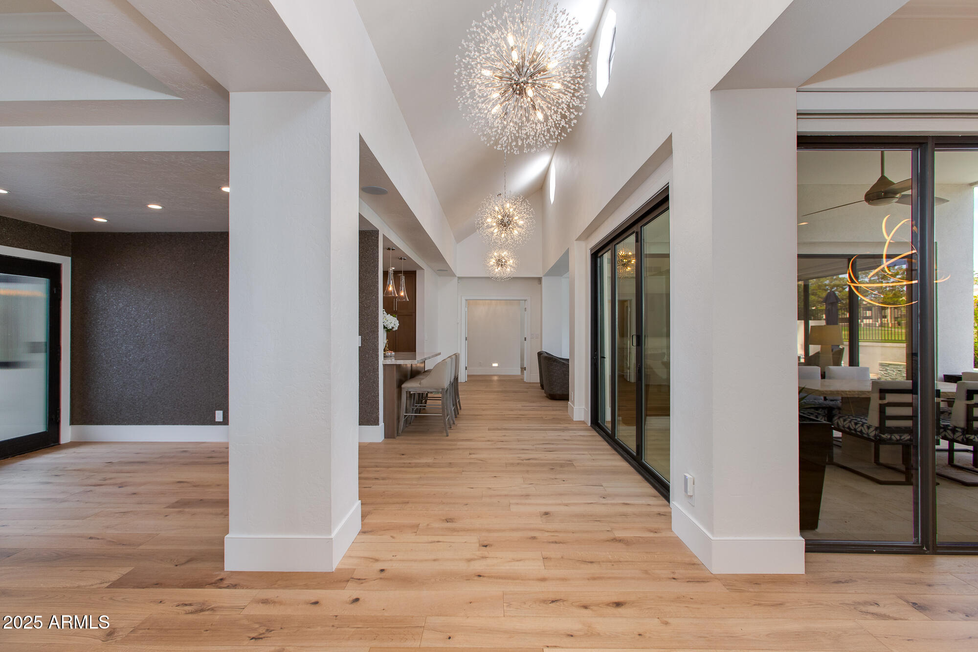 2737 E ARIZONA BILTMORE Circle 8