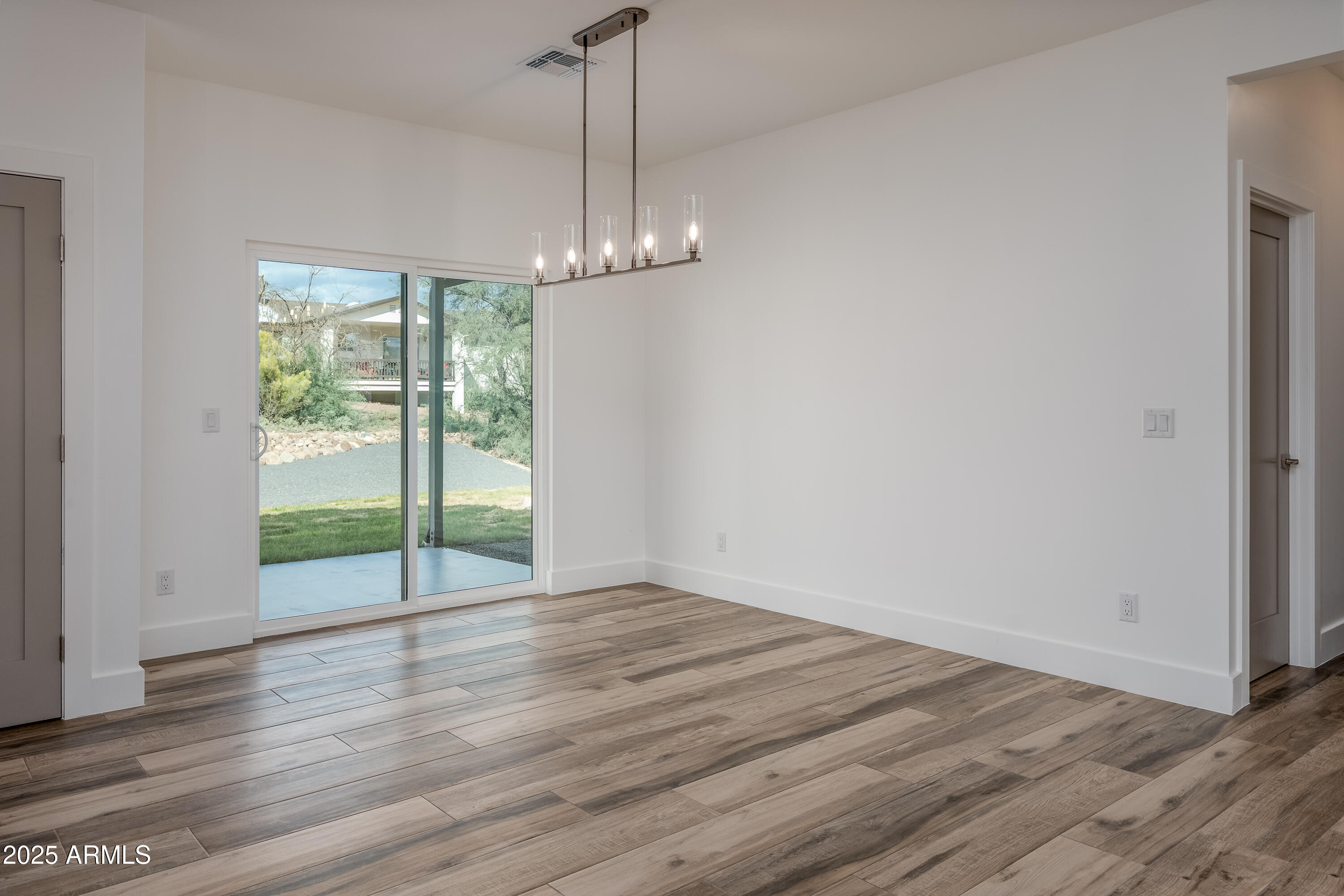 Cottonwood, Arizona 86326, United States, 3 Bedrooms Bedrooms, ,2 BathroomsBathrooms,Residential,Active,225403