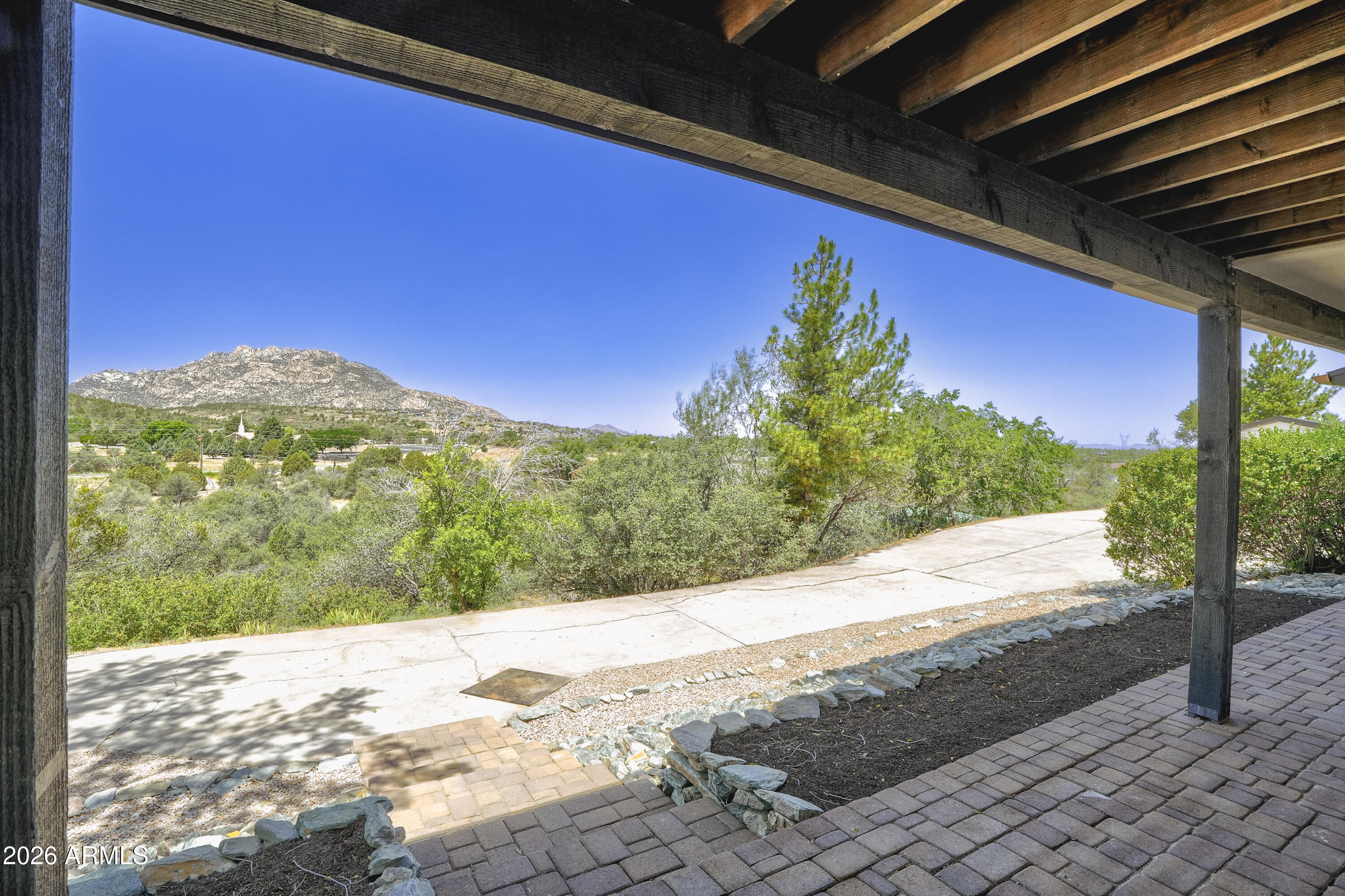 1584 W CLIFF ROSE Road