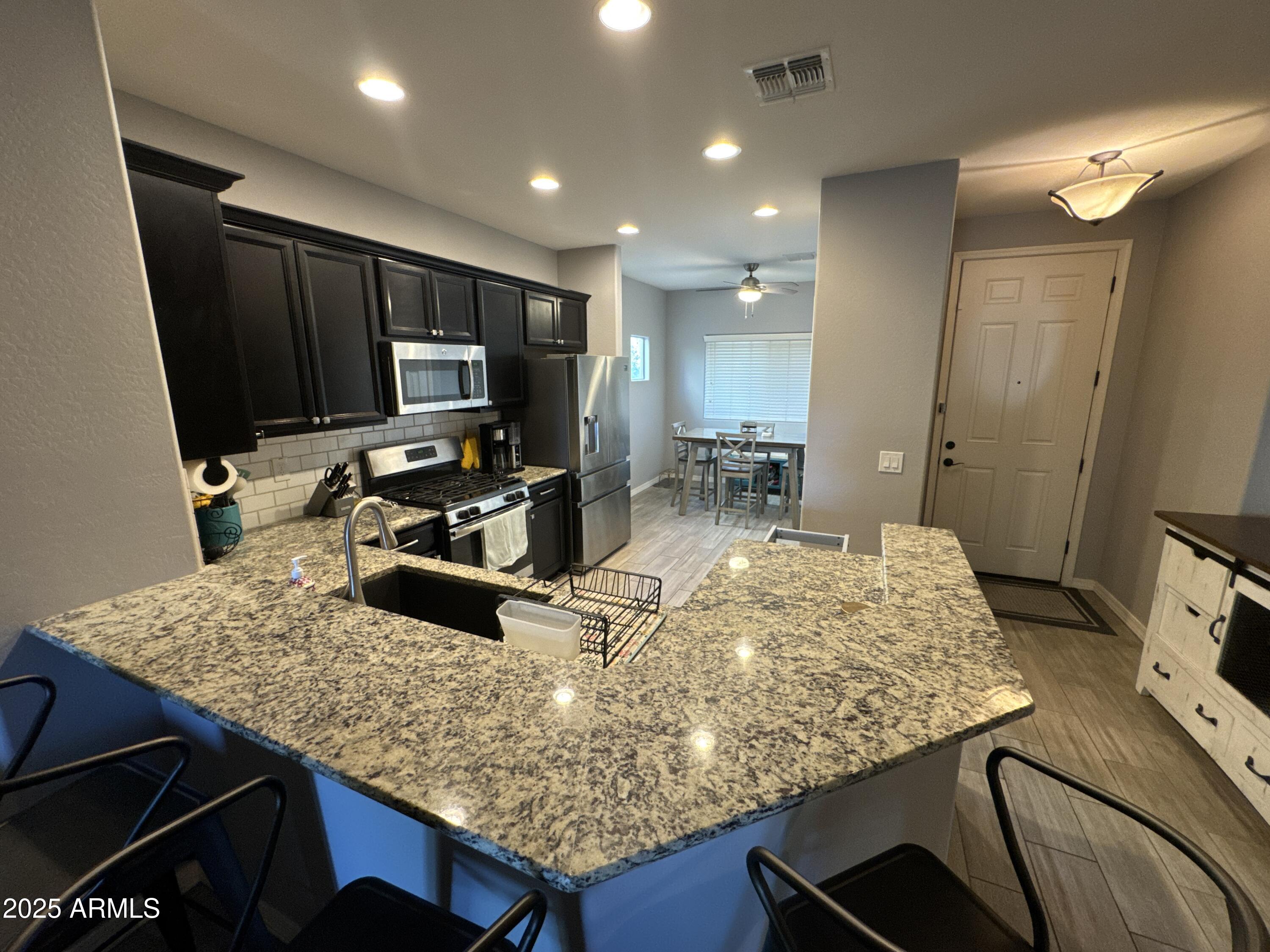 330 W EVERGREEN PEAR Avenue