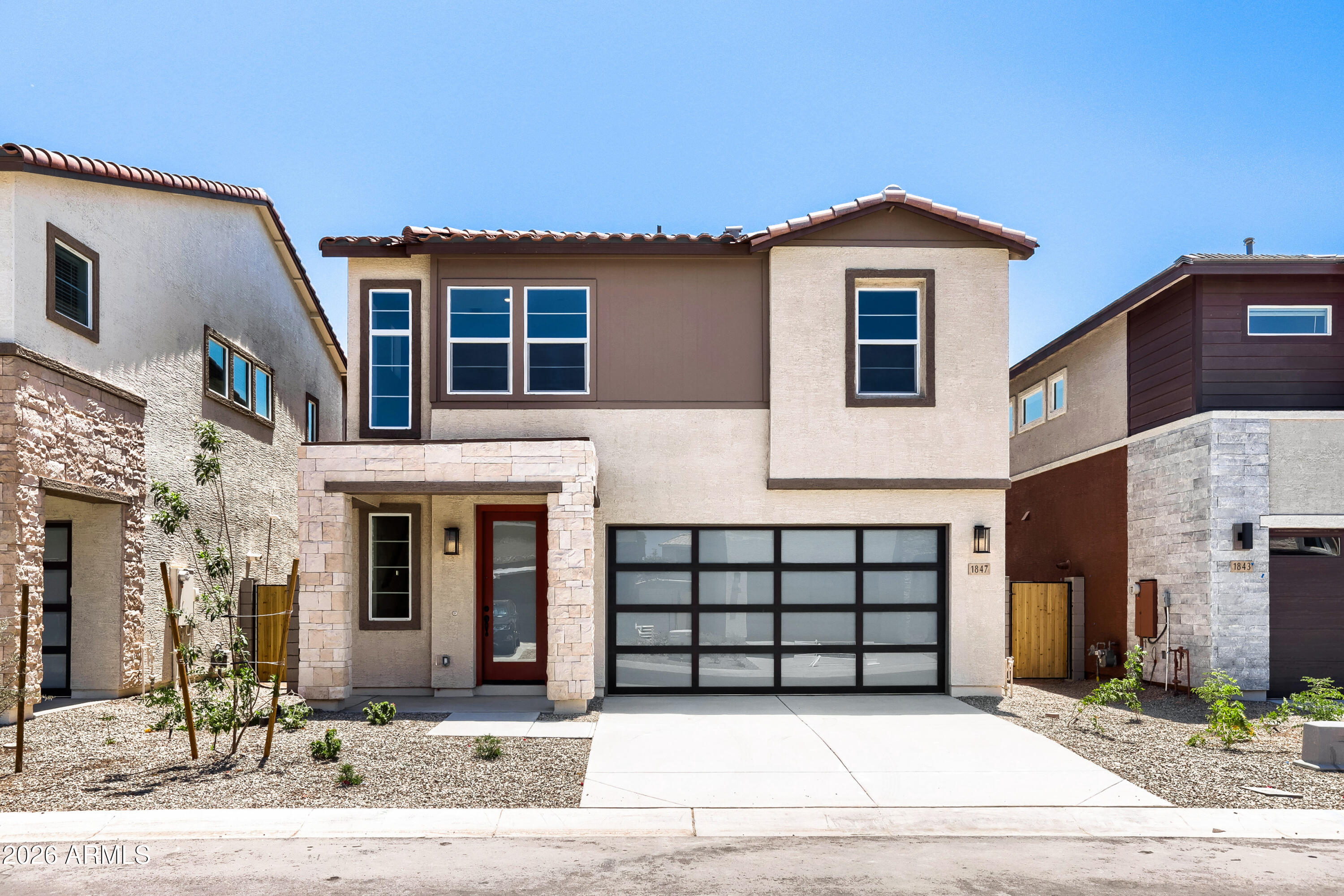 1847 E KRAMER Street