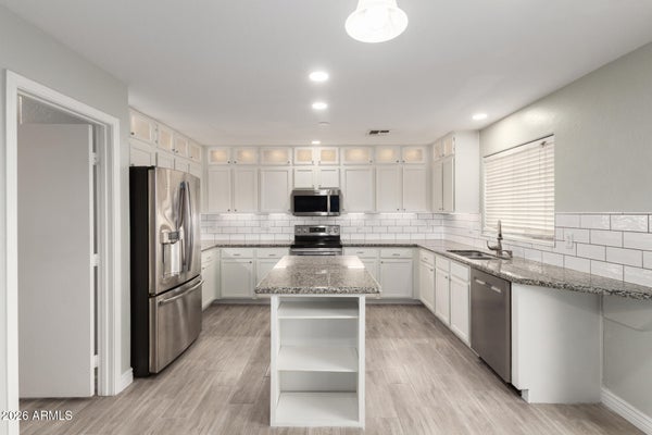 1614 E VERNOA ST, SAN TAN VALLEY, AZ 85140 - Image 41aa0c82074e35ed54cbc3ba42e3897d/3343112077