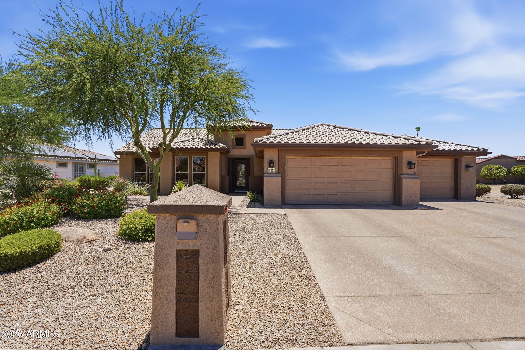 16525 W LAVA Drive