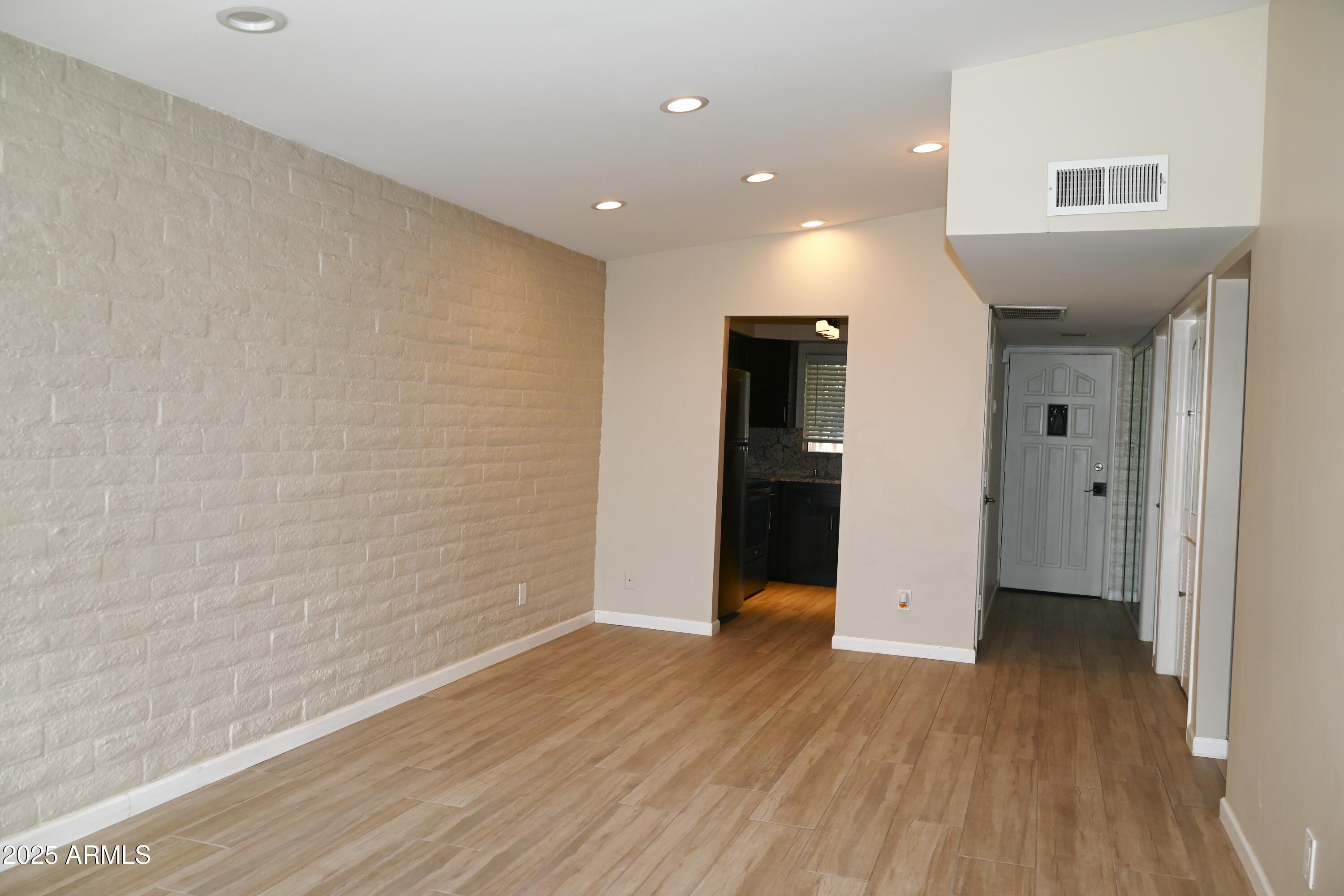 3066 N 32nd Street 373