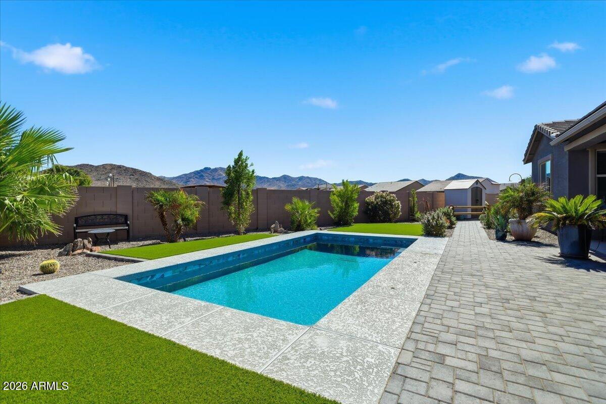 11403 S 52ND Drive