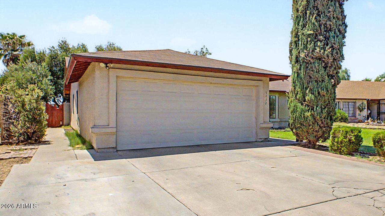5432 N 73RD Lane