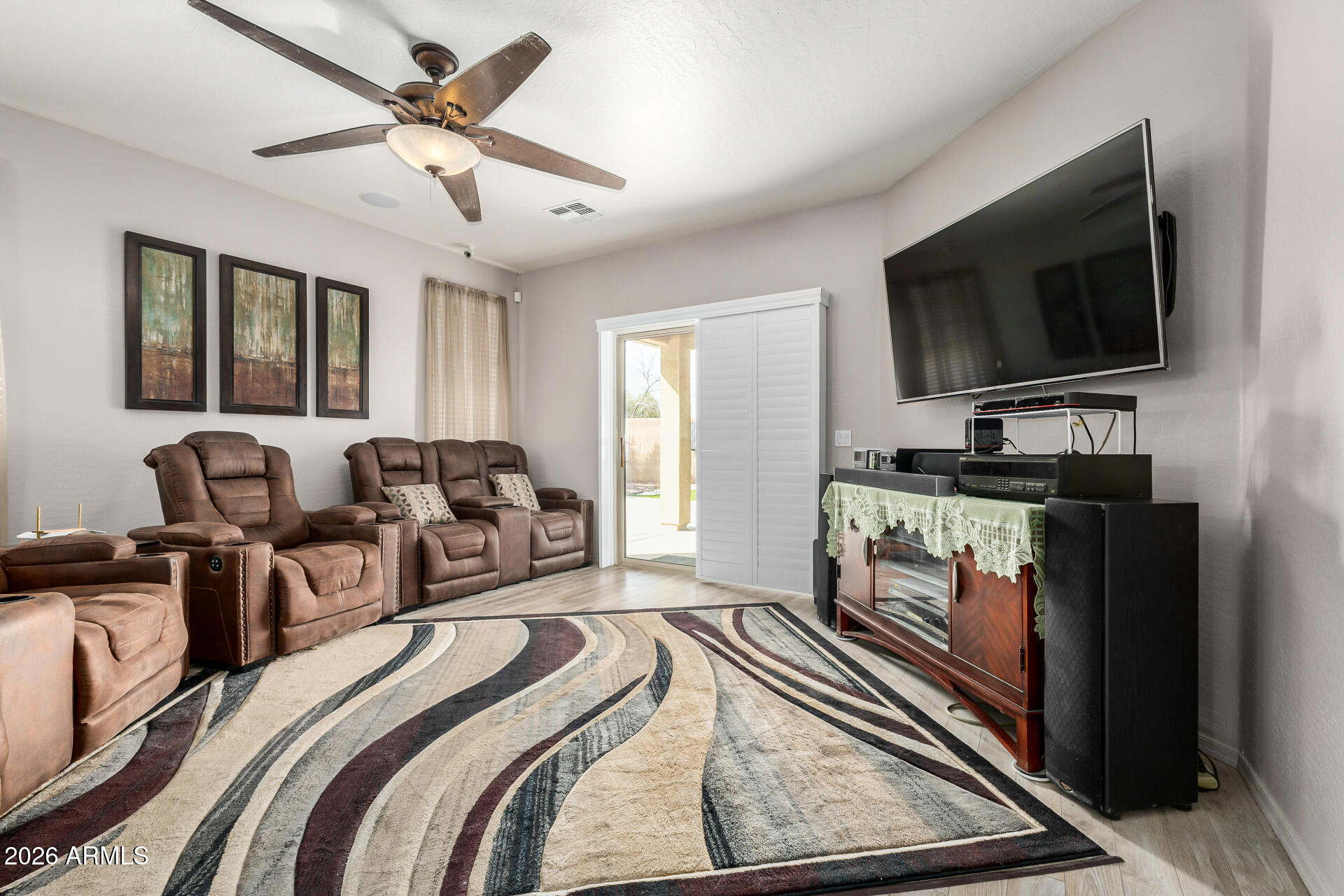 17086 W Stevenage Street