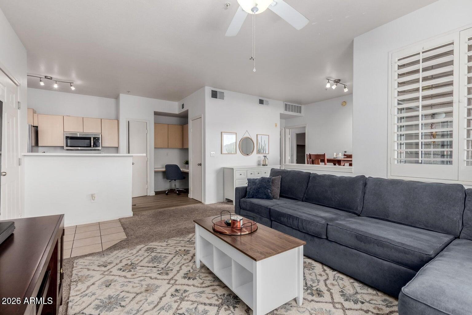 1720 E THUNDERBIRD Road 2118