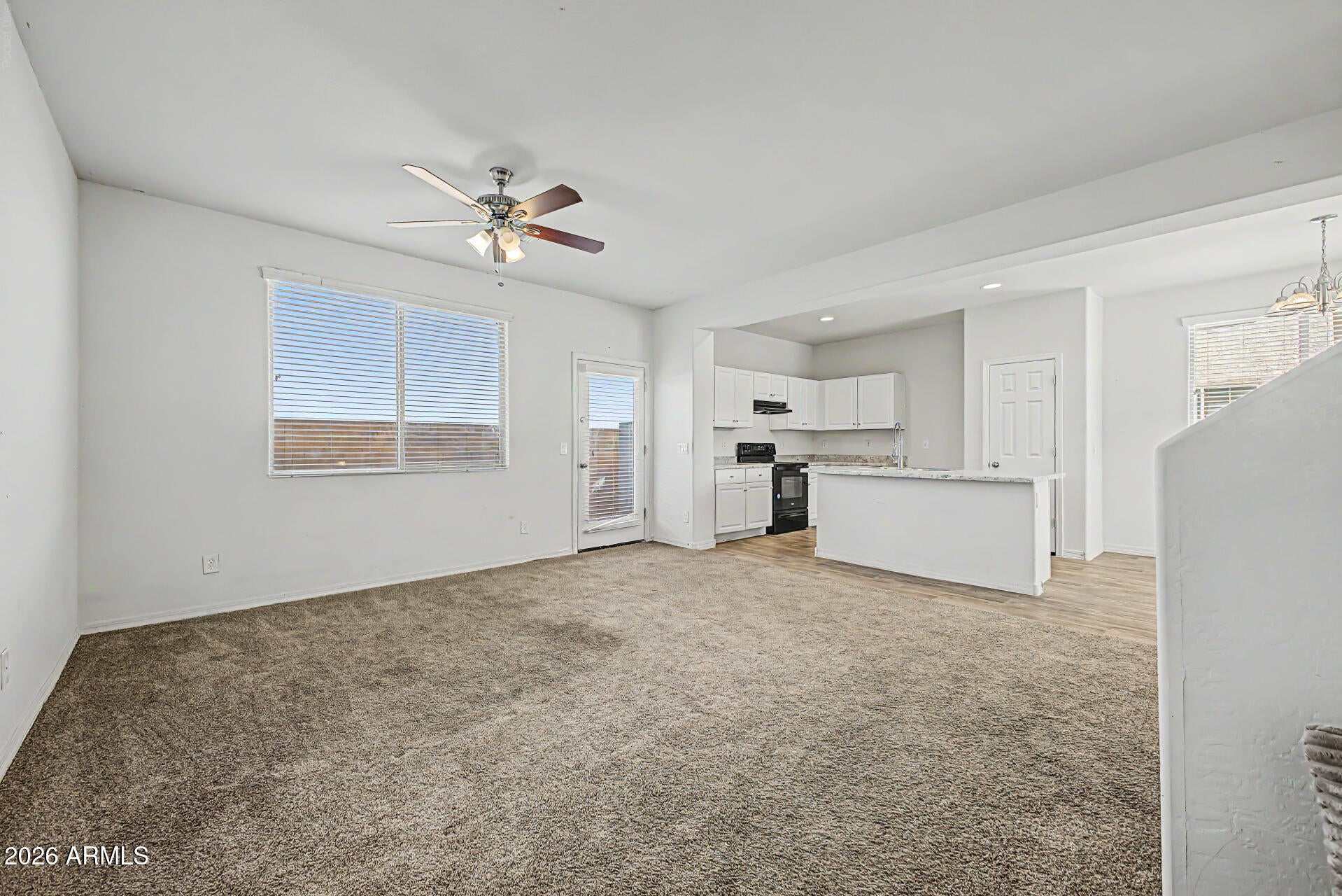 820 E AGUA FRIA Lane