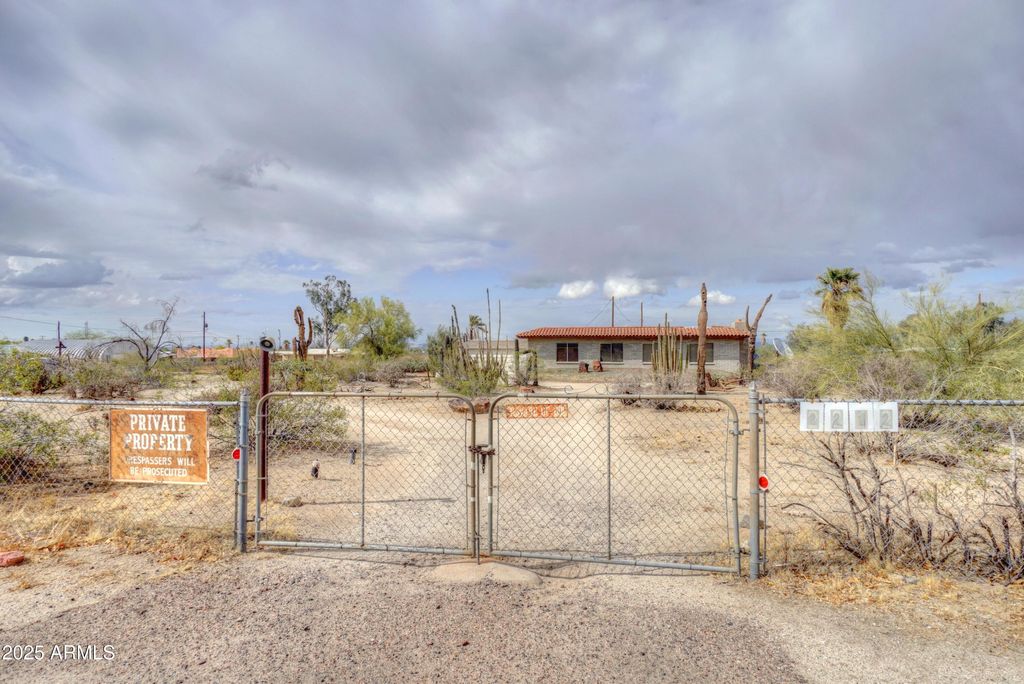 Photo of 2212 E South Mountain Avenue #5, Phoenix, AZ 85042 (MLS # 6845640)