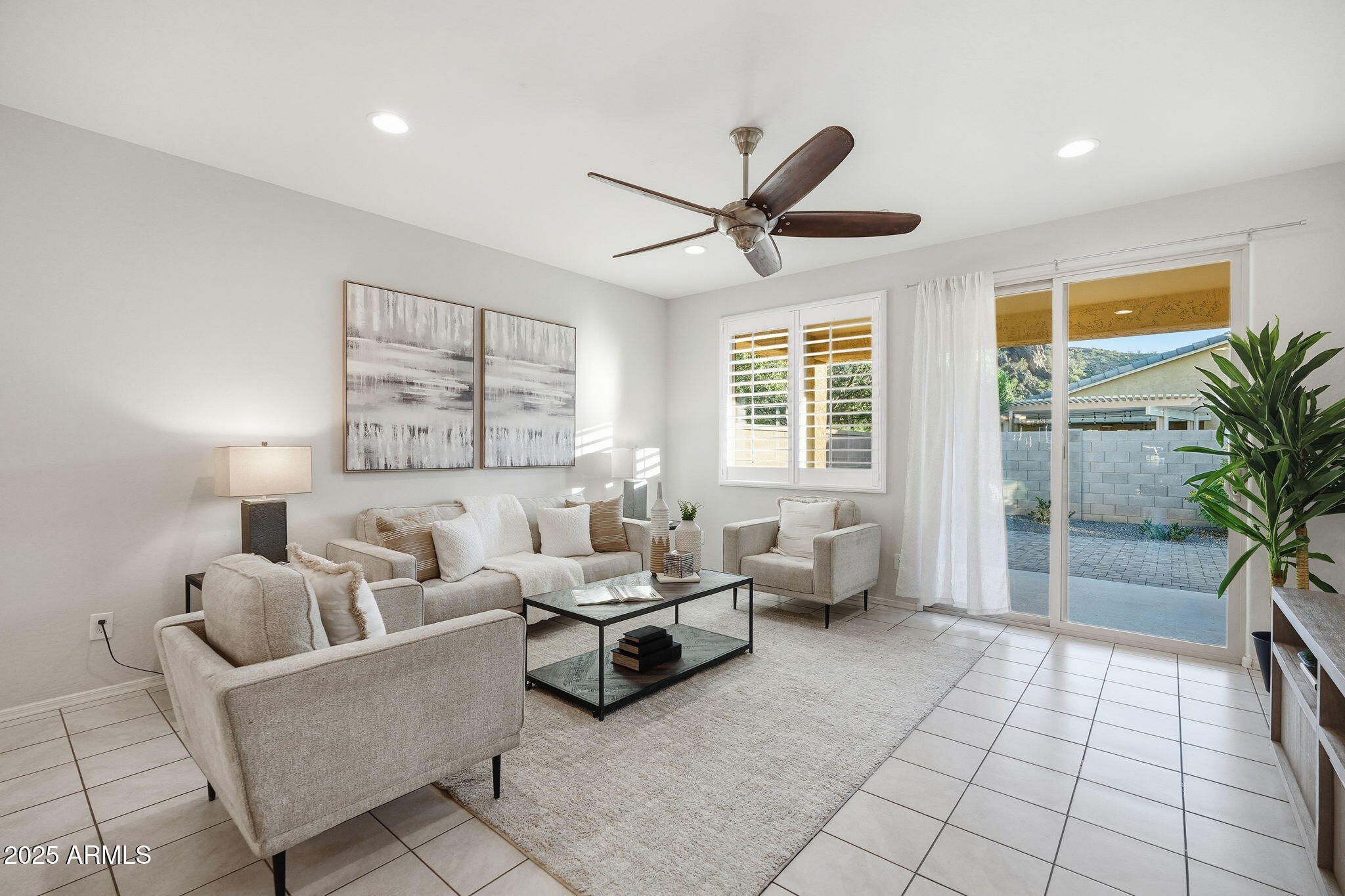 10437 W REDBIRD Road