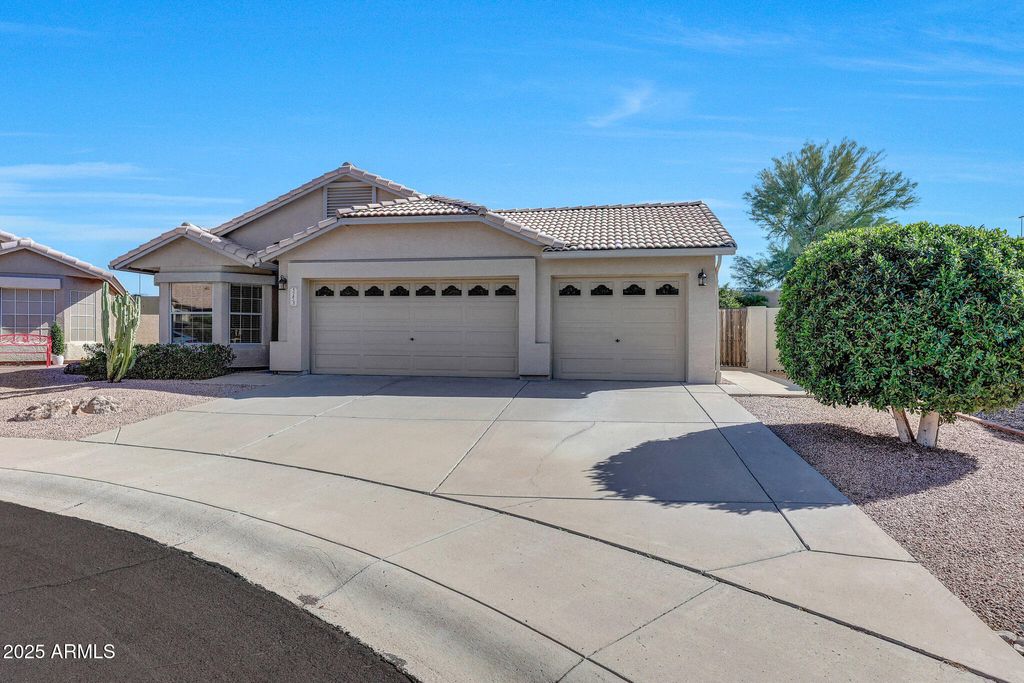 Photo of 5153 W Pontiac Drive, Glendale, AZ 85308 (MLS # 6924815)