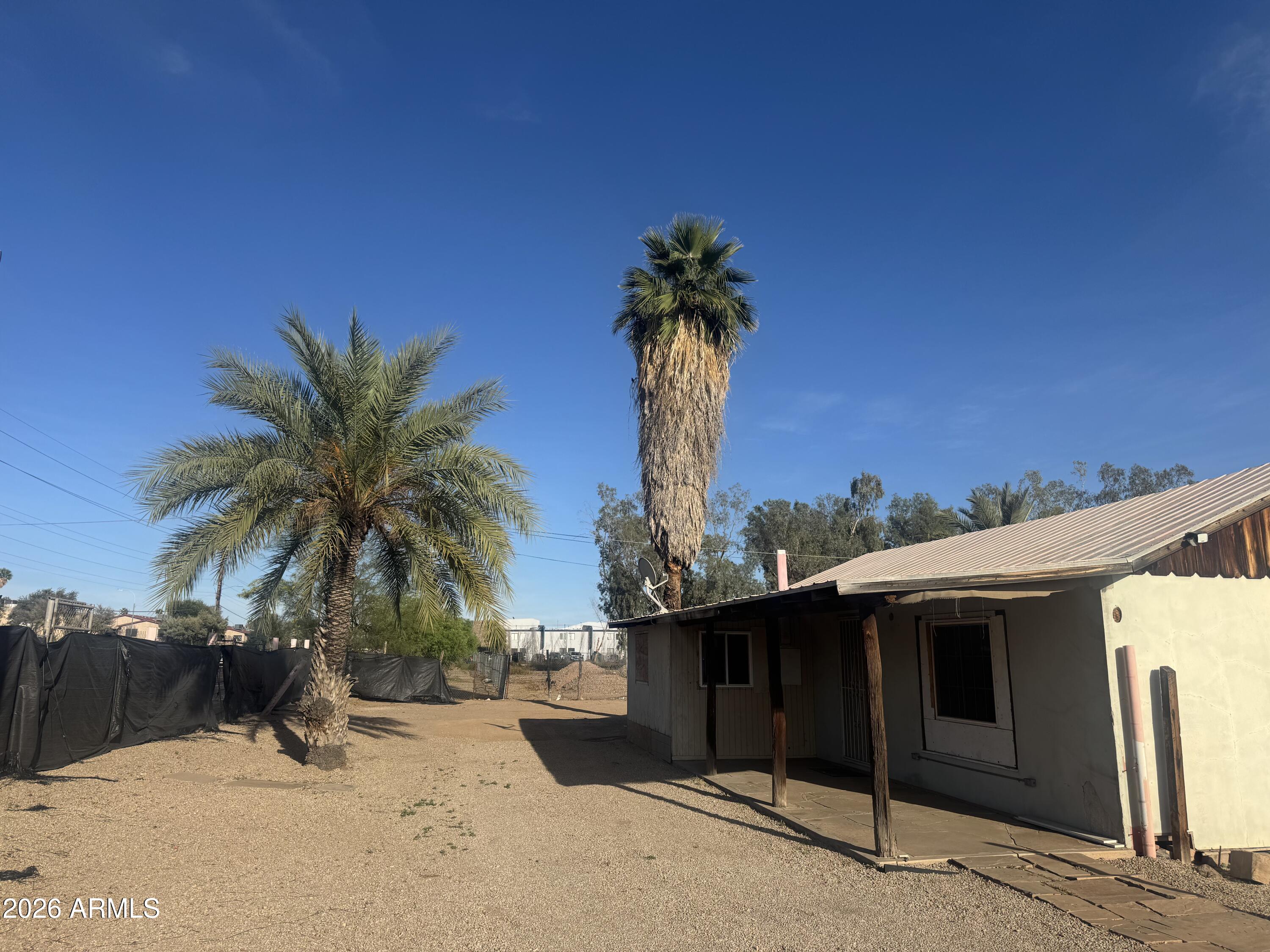 JOHNSON PLACE - Commercial Sale