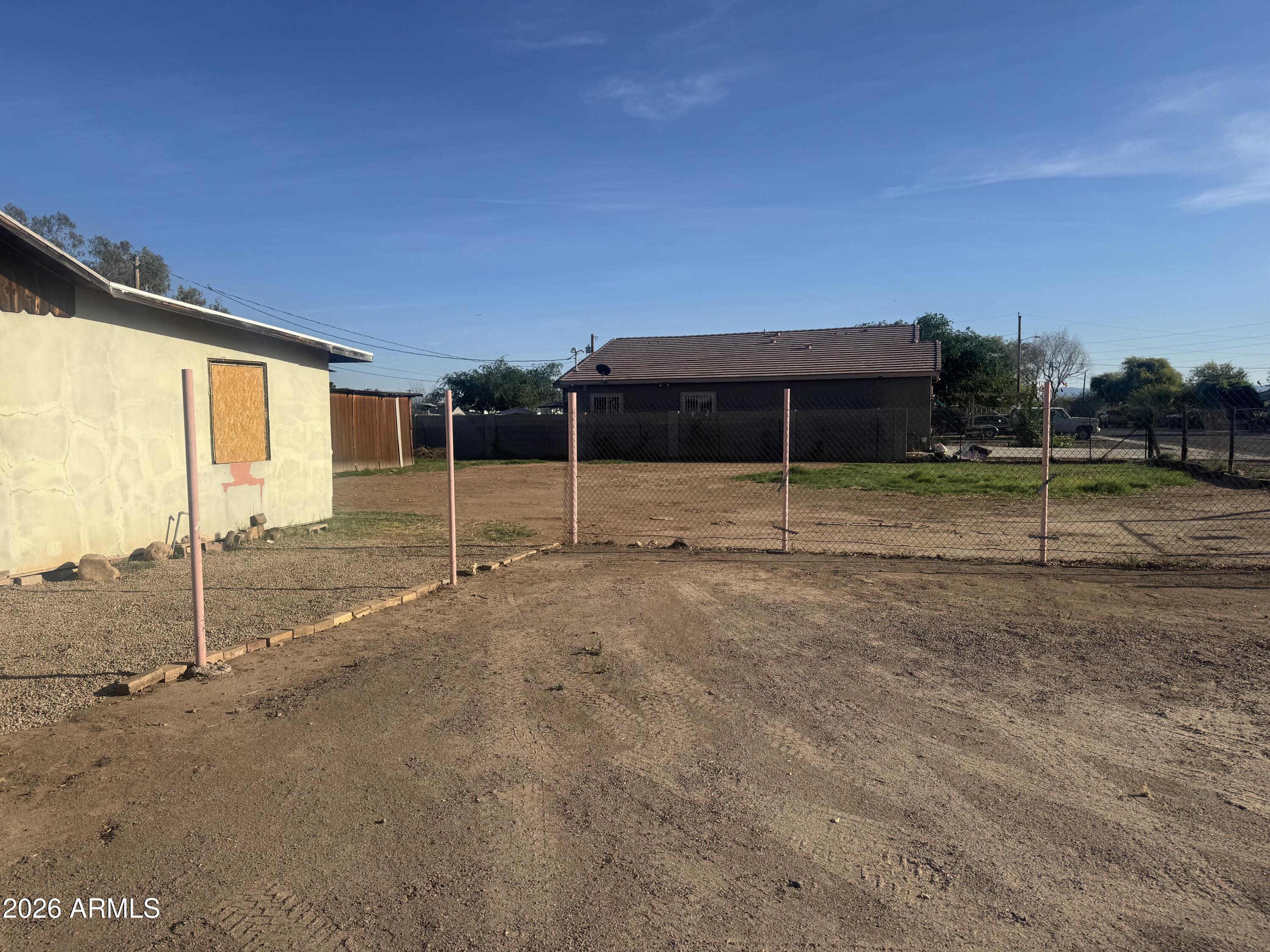 4027 W CAMELBACK Road W