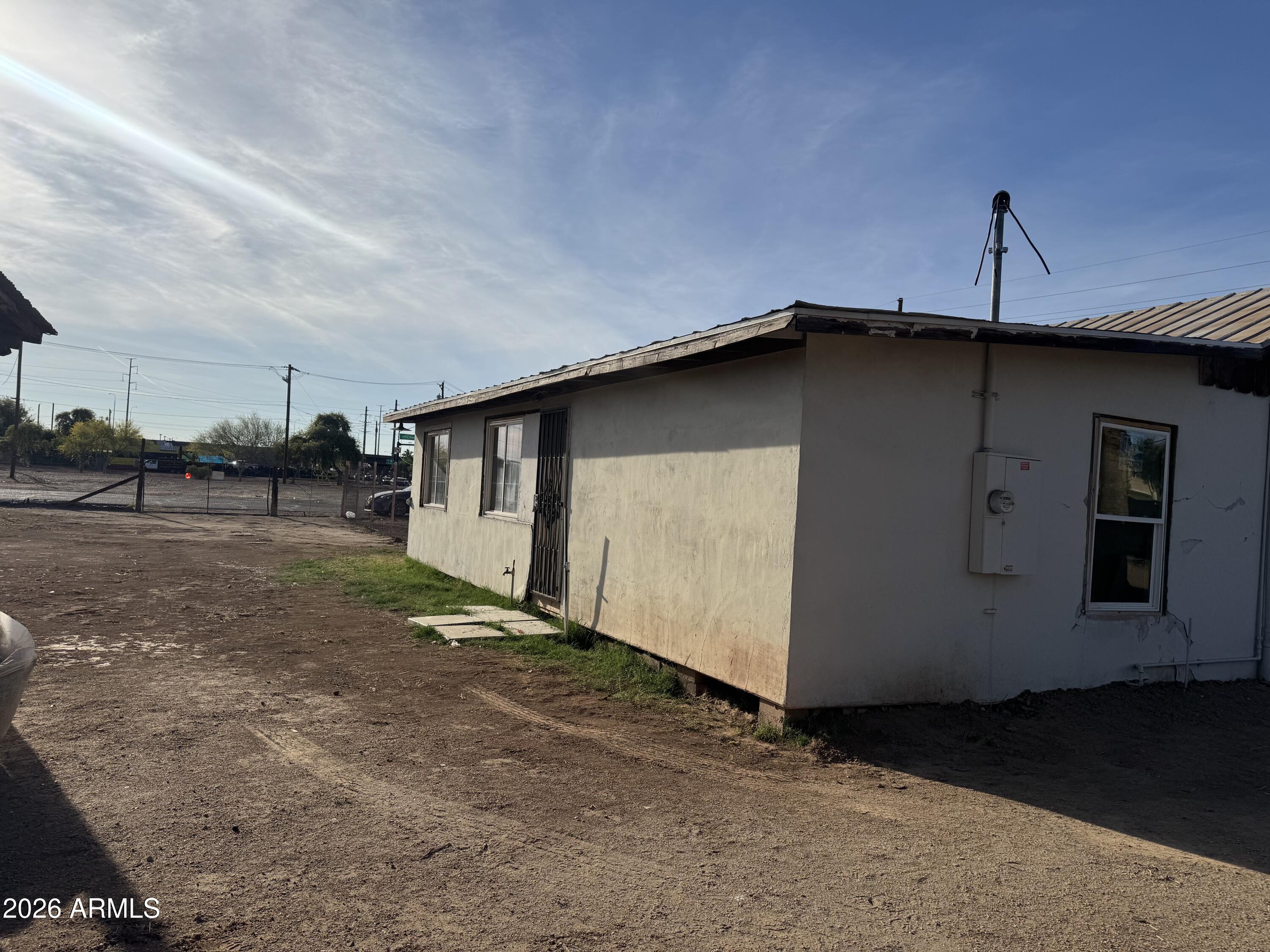 JOHNSON PLACE - Commercial Sale