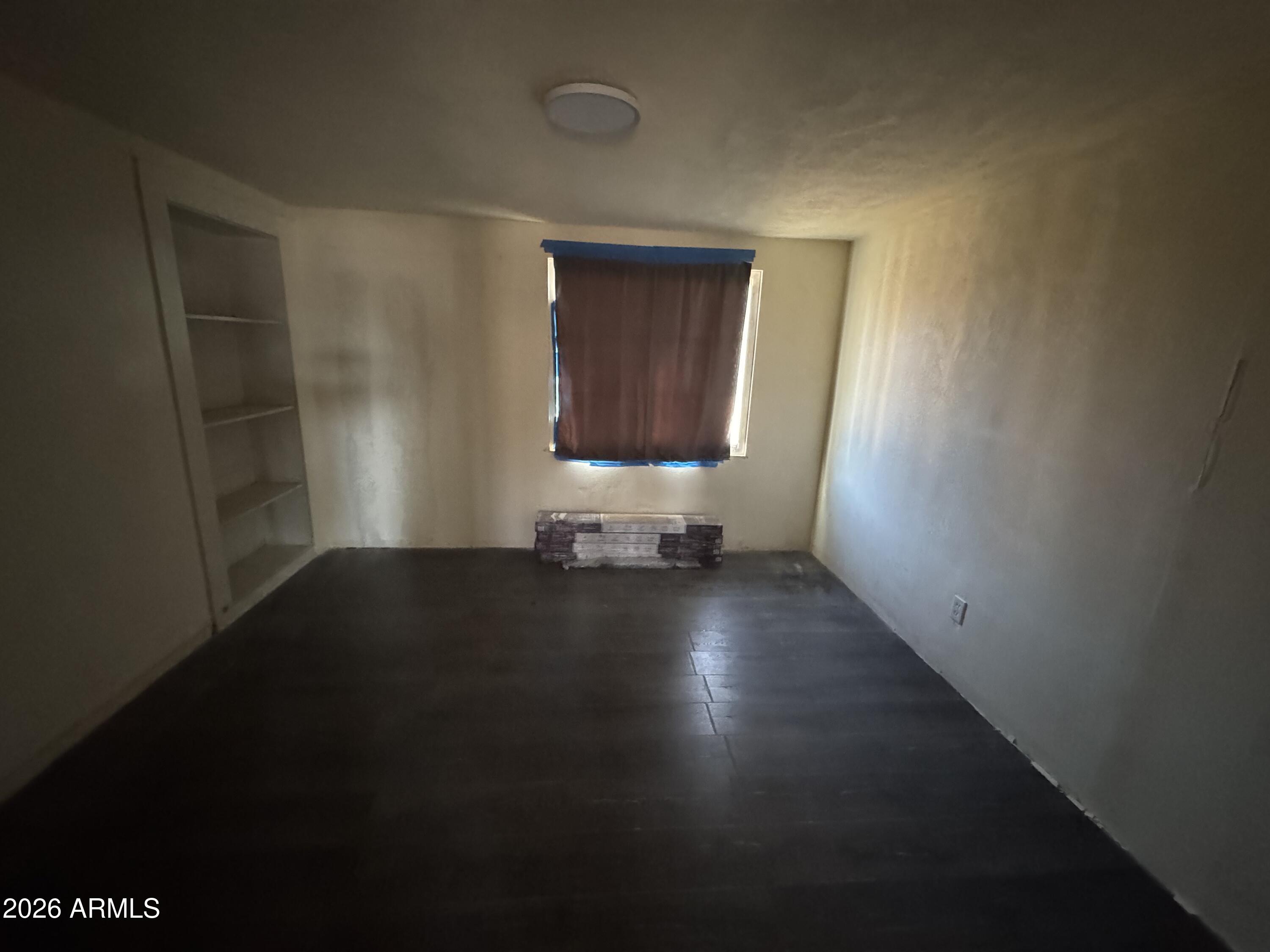 JOHNSON PLACE - Commercial Sale