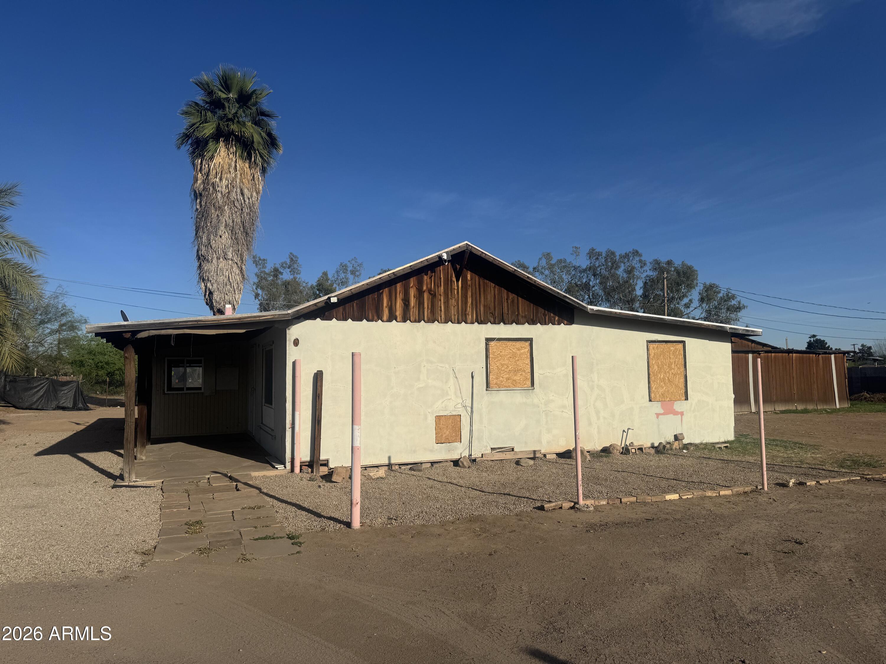 JOHNSON PLACE - Commercial Sale